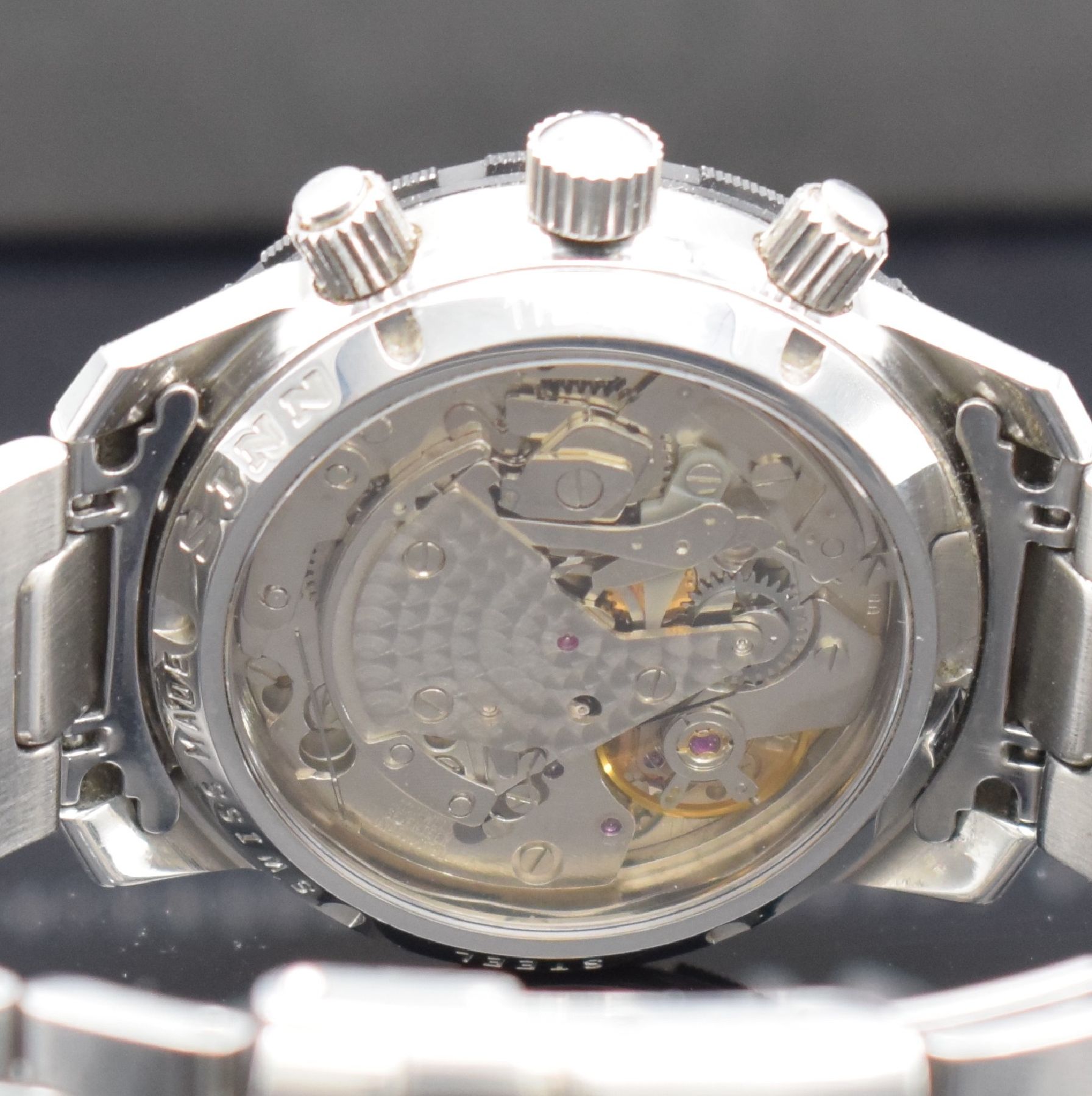 Detail g: SINN 103 Herrenarmbanduhr mit Chronograph, Schweiz/Deutschland um 1990, beids. vergl. & verschr. Edelstahlgeh., orig. Gliederband m. Faltschl., ...