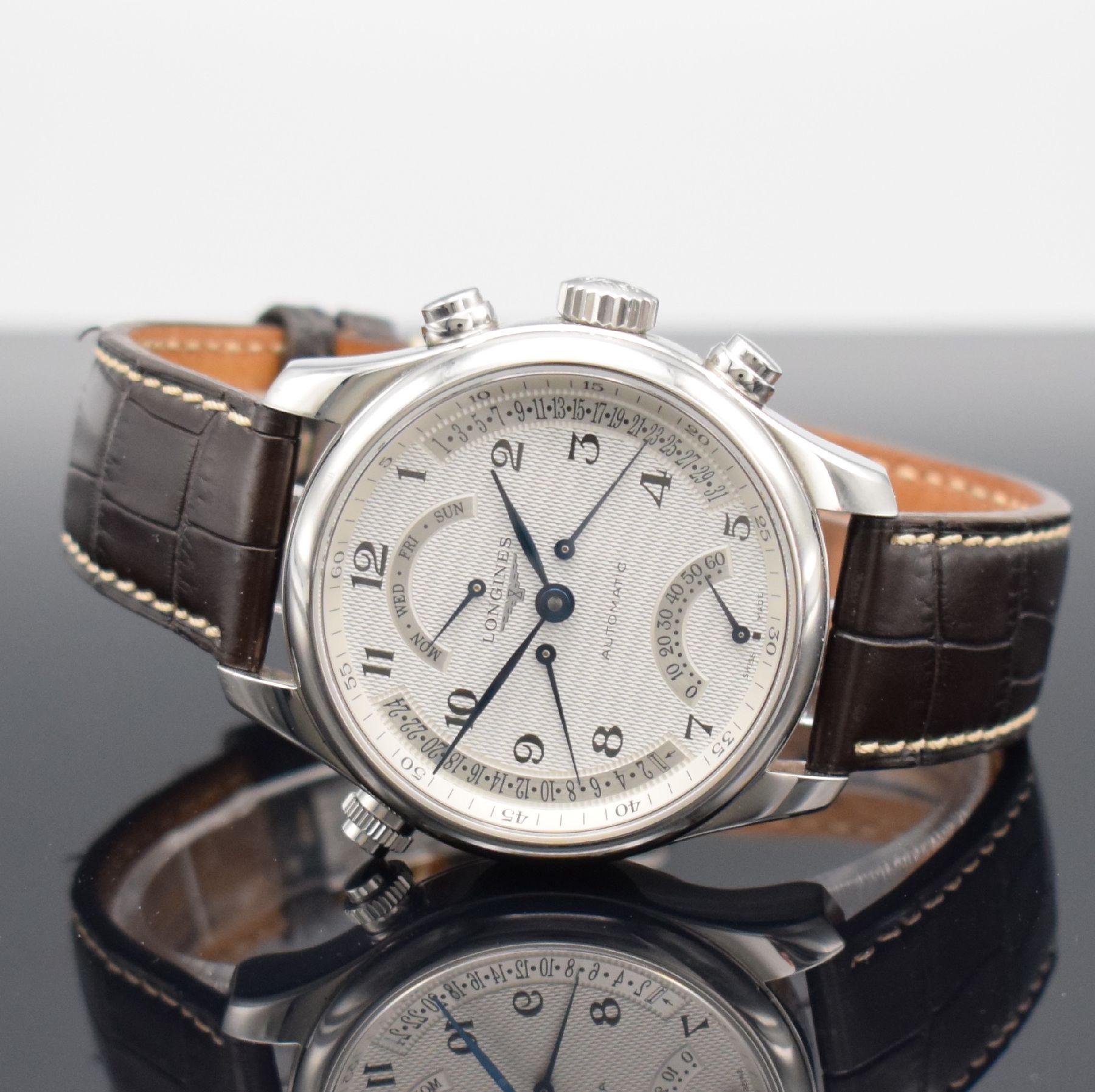 Detail a: LONGINES Master Collection Retrograde interessante Herrenarmbanduhr mit retrograder Anzeige für 2.-Zeitzone, Tag, Datum & Gangreserve, Schweiz um ...