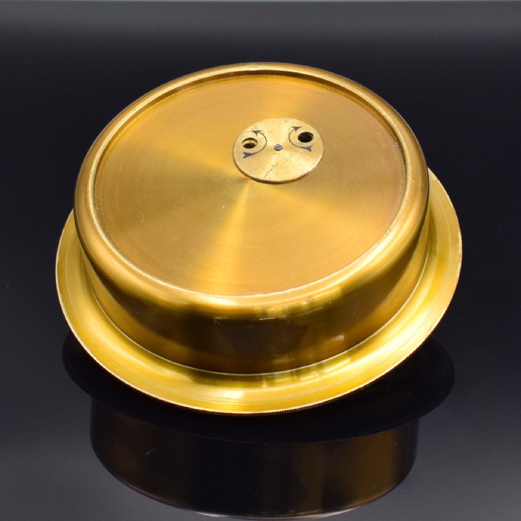 Detail e: G. GERSTENBERGER, GLASHÜTTE Nr. 100 seltenes Tischchronometer, Deutschland um 1925, pultförmiger Mahagoni-Block, bei 12 einges. orig. Schlüssel, ...