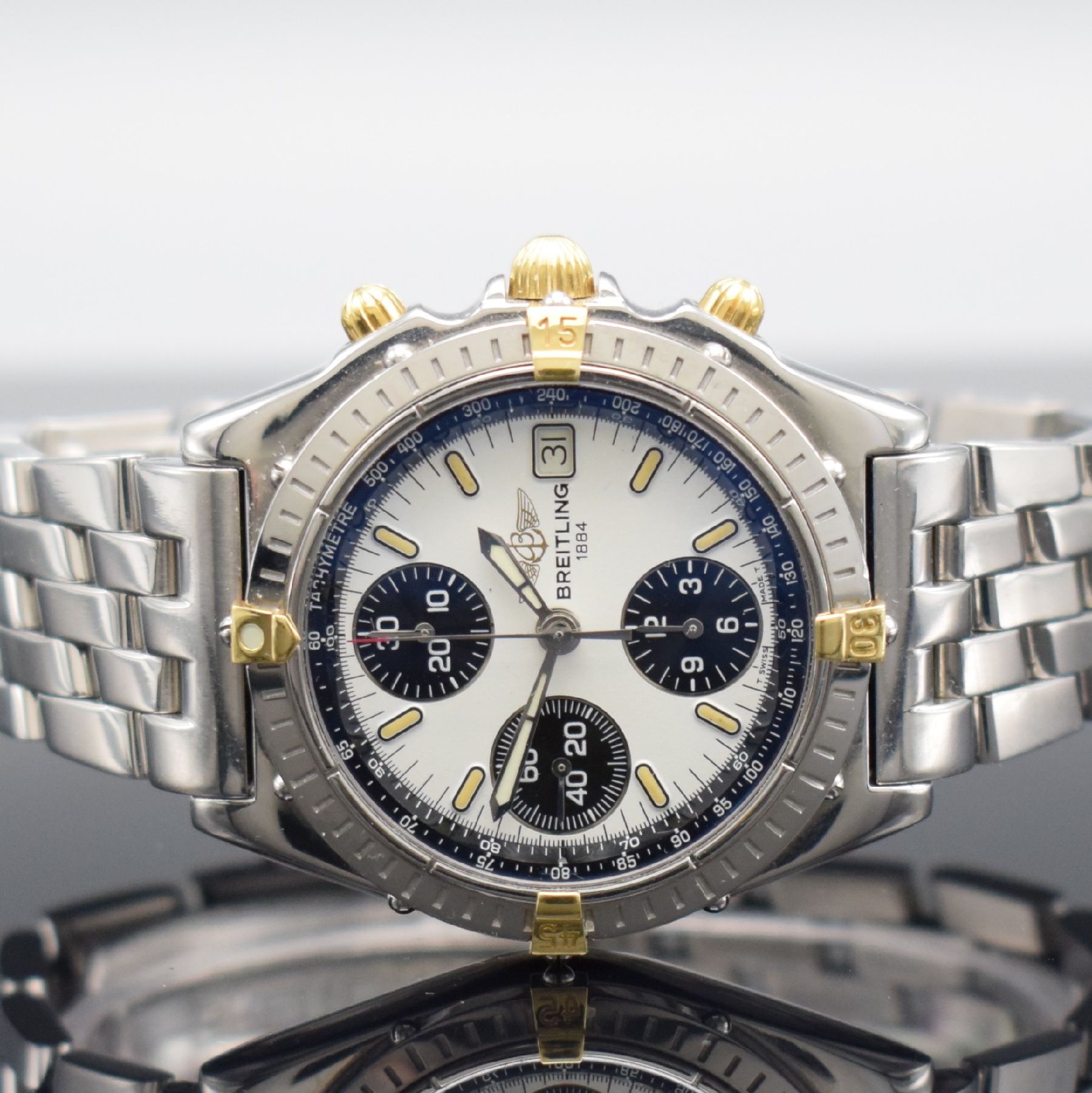 Detail a: BREITLING Chronomat Herrenarmbanduhr, Automatik, Schweiz um 1995, Ref. 81.950, Edelstahl/Gold komb. inkl. Pilotband m. Faltschl., Boden & Krone ...