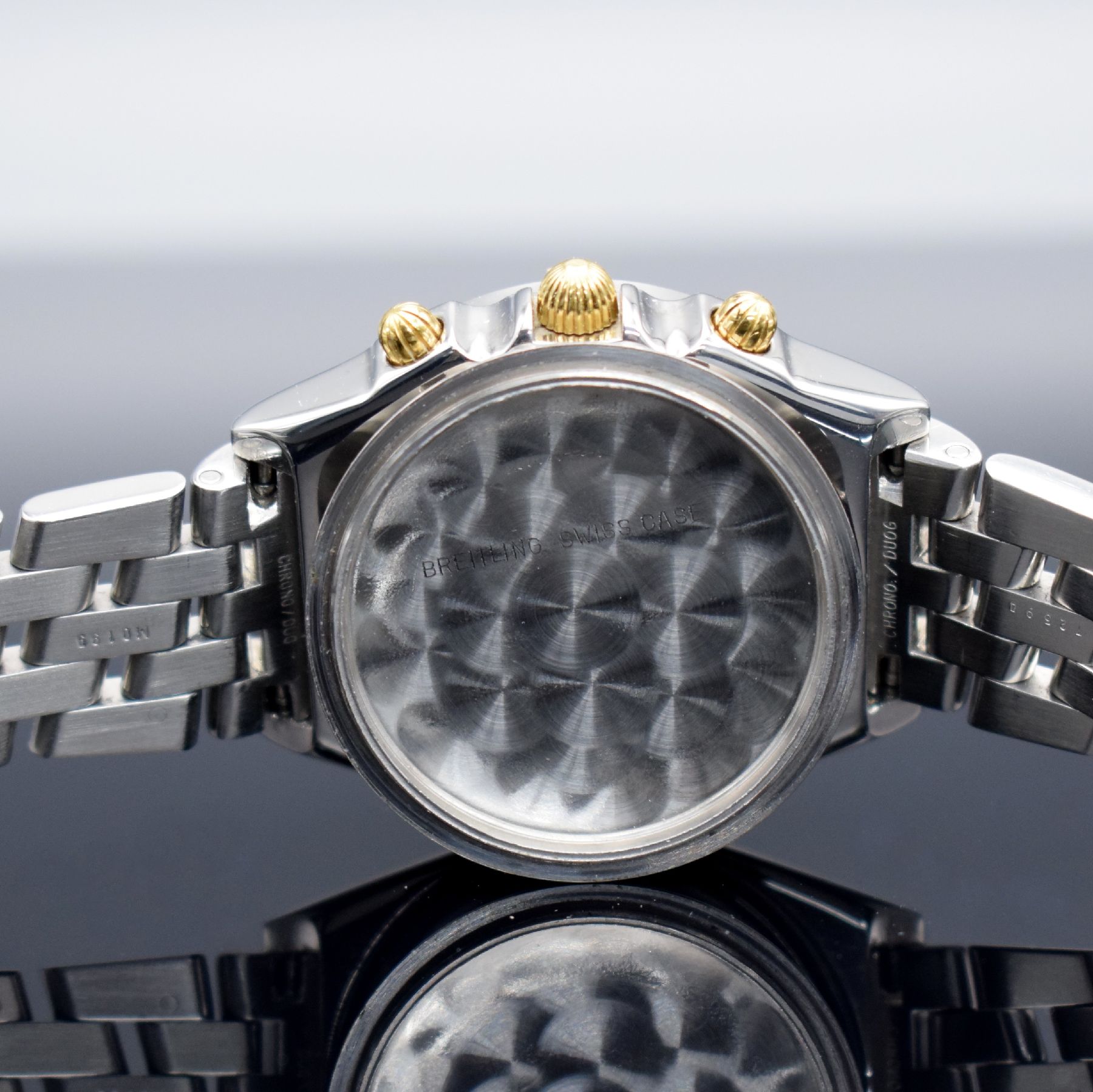 Detail h: BREITLING Chronomat Herrenarmbanduhr, Automatik, Schweiz um 1995, Ref. 81.950, Edelstahl/Gold komb. inkl. Pilotband m. Faltschl., Boden & Krone ...