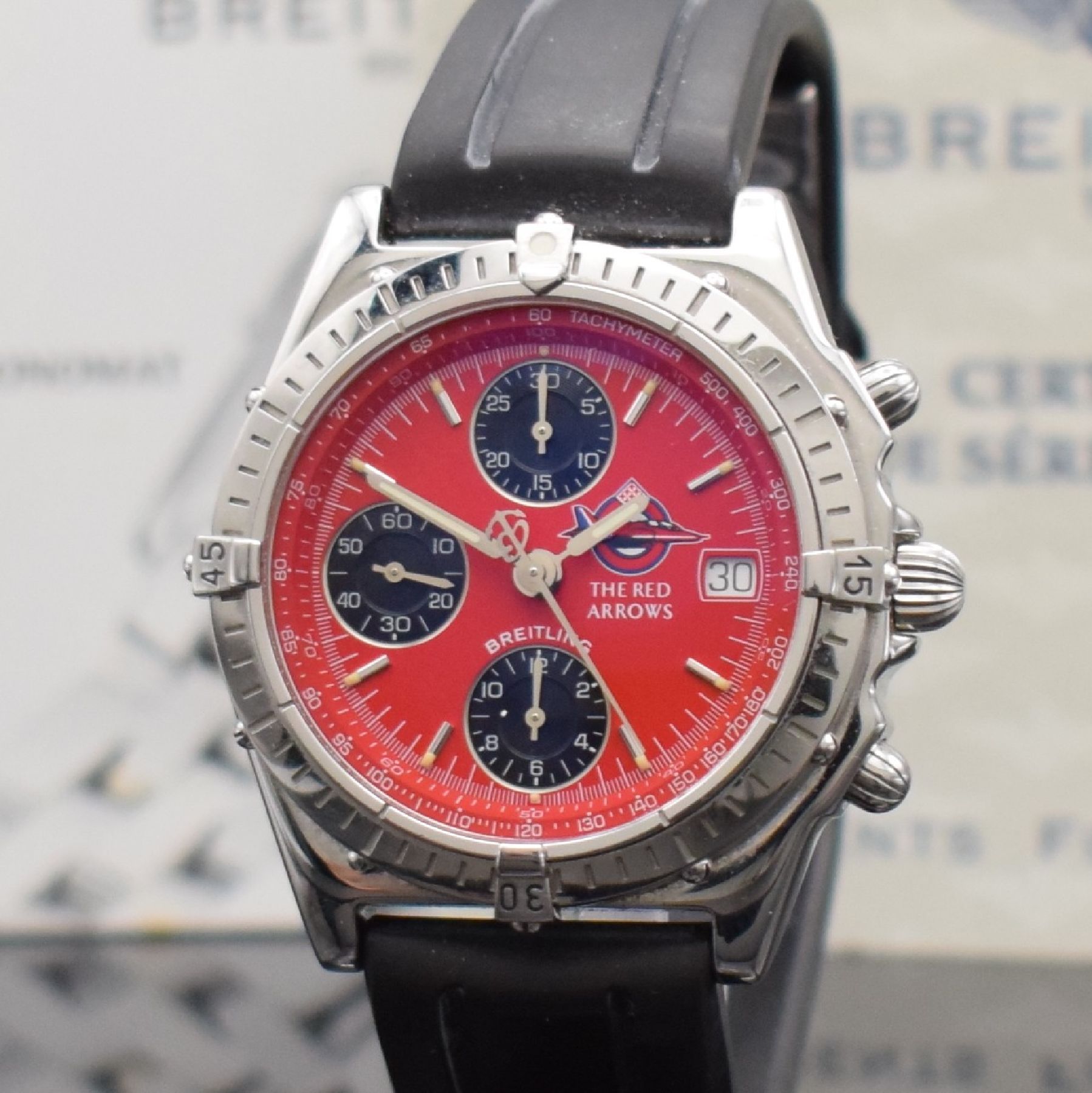 Detail c: BREITLING seltener Chronomat Sonderserie The Red Arrows, Automatik, Ref. A13050.1, herausgegeben zu Ehren gleichnamiger Kunstflugstaffel 1965 - 1996, ...