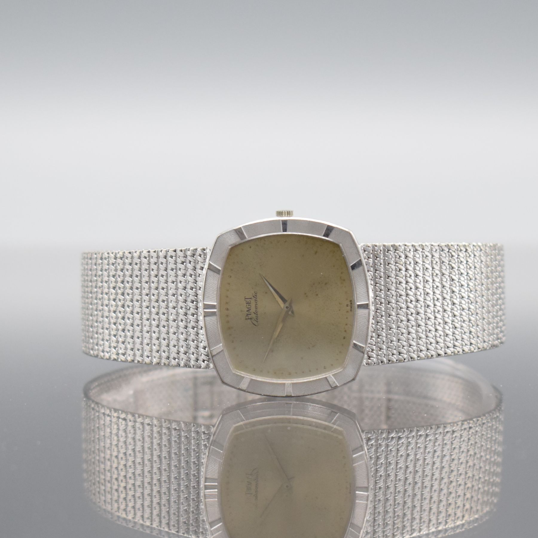 PIAGET feine Armbanduhr in WG 750/000 Referenz 12421R1, Automatik, Schweiz 1970er Jahre, 2-teil. Geh., Indexlünette, Boden 4-fach verschr., silb. ...