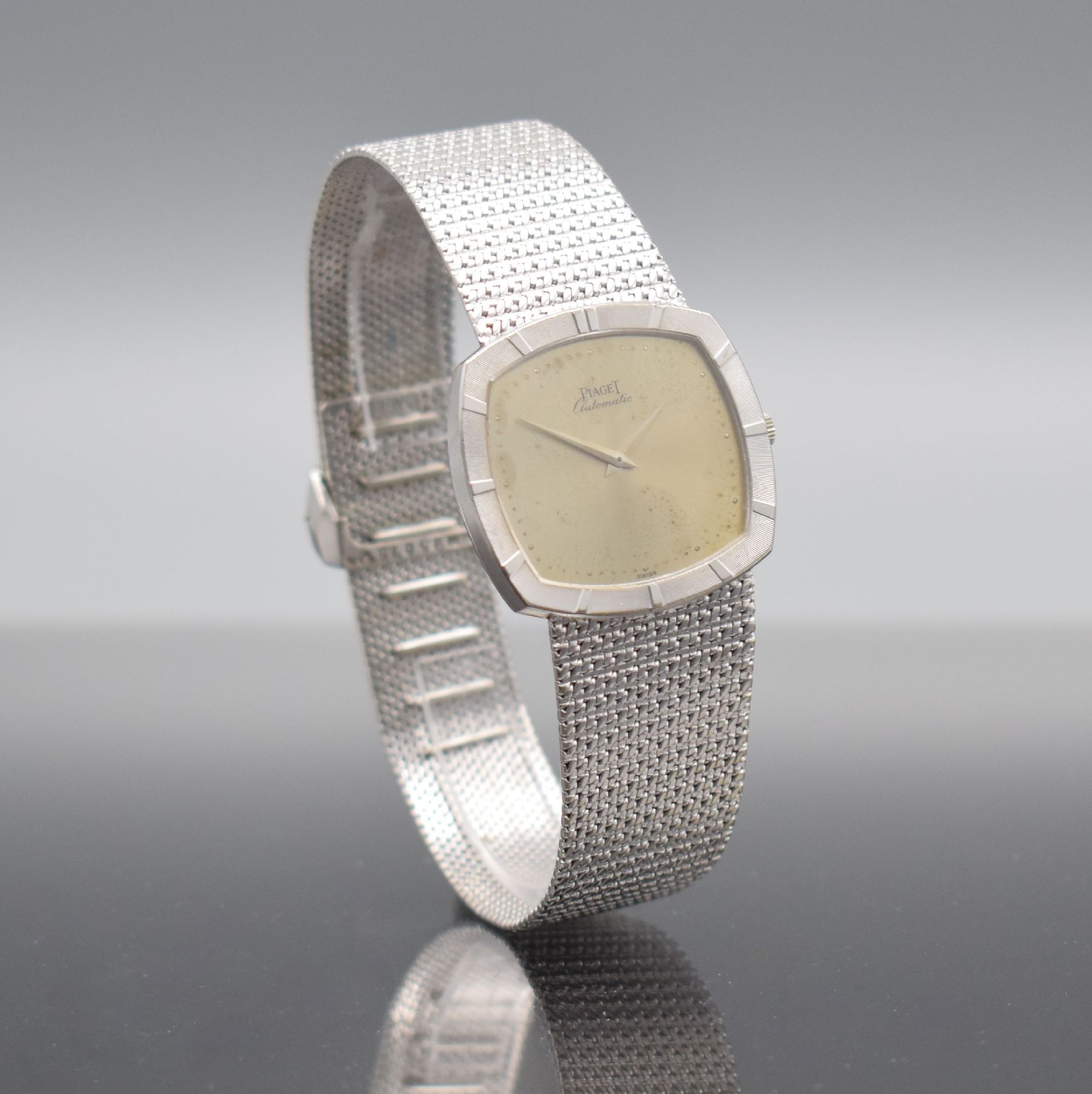 Detail d: PIAGET feine Armbanduhr in WG 750/000 Referenz 12421R1, Automatik, Schweiz 1970er Jahre, 2-teil. Geh., Indexlünette, Boden 4-fach verschr., silb. ...