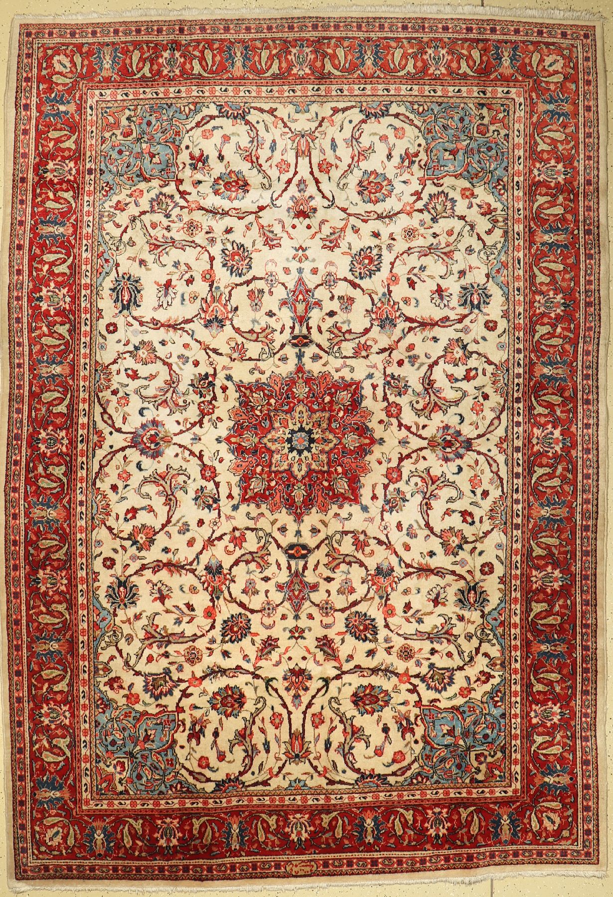 Sarogh alt Signiert, Persien, um 1950, Wolle auf Baumwolle, ca. 313 x 218 cm, EHZ: 2-3