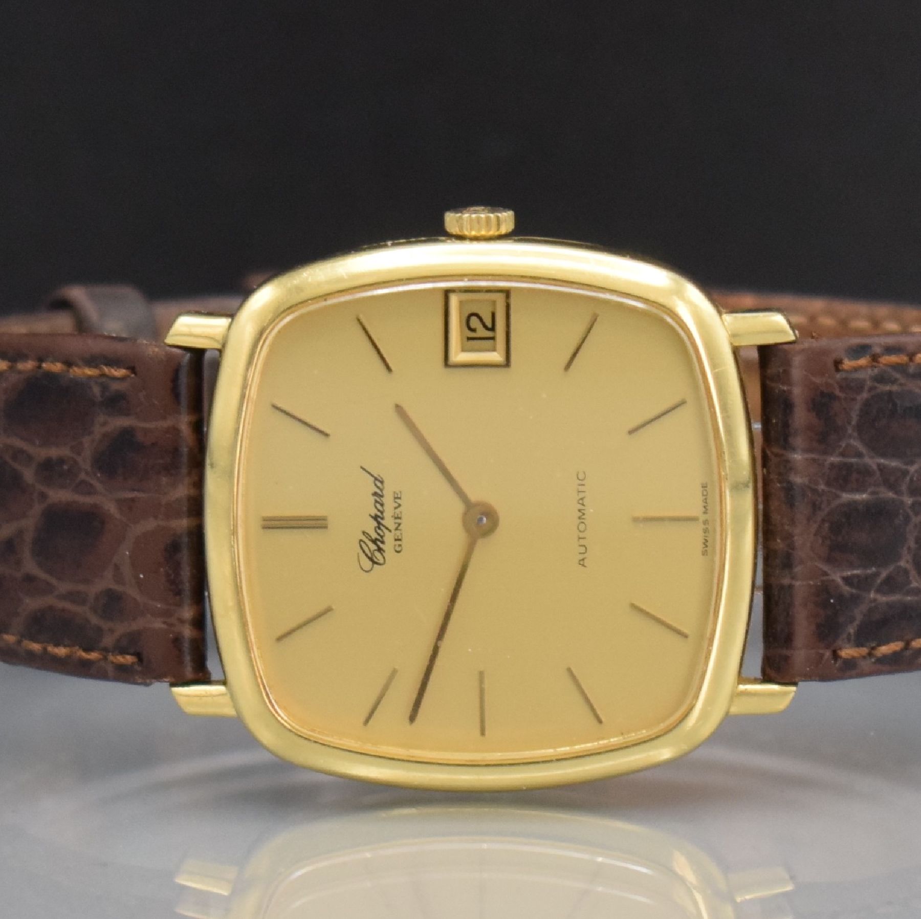 Detail a: CHOPARD Herrenarmbanduhr in GG 750/000, Schweiz um 1990, Automatik mit Micro-Rotor, Ref. 2110, 2-teil. Gehäuse, Boden aufgedr., gold. Zifferbl. m. ...