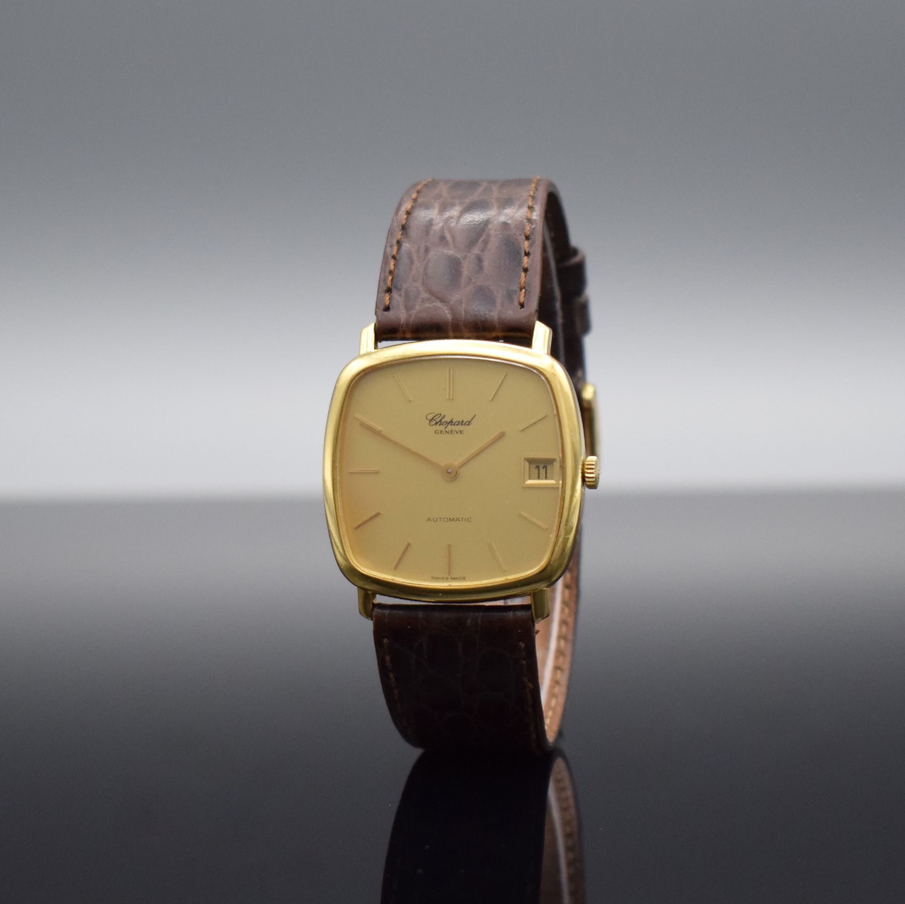 Detail b: CHOPARD Herrenarmbanduhr in GG 750/000, Schweiz um 1990, Automatik mit Micro-Rotor, Ref. 2110, 2-teil. Gehäuse, Boden aufgedr., gold. Zifferbl. m. ...