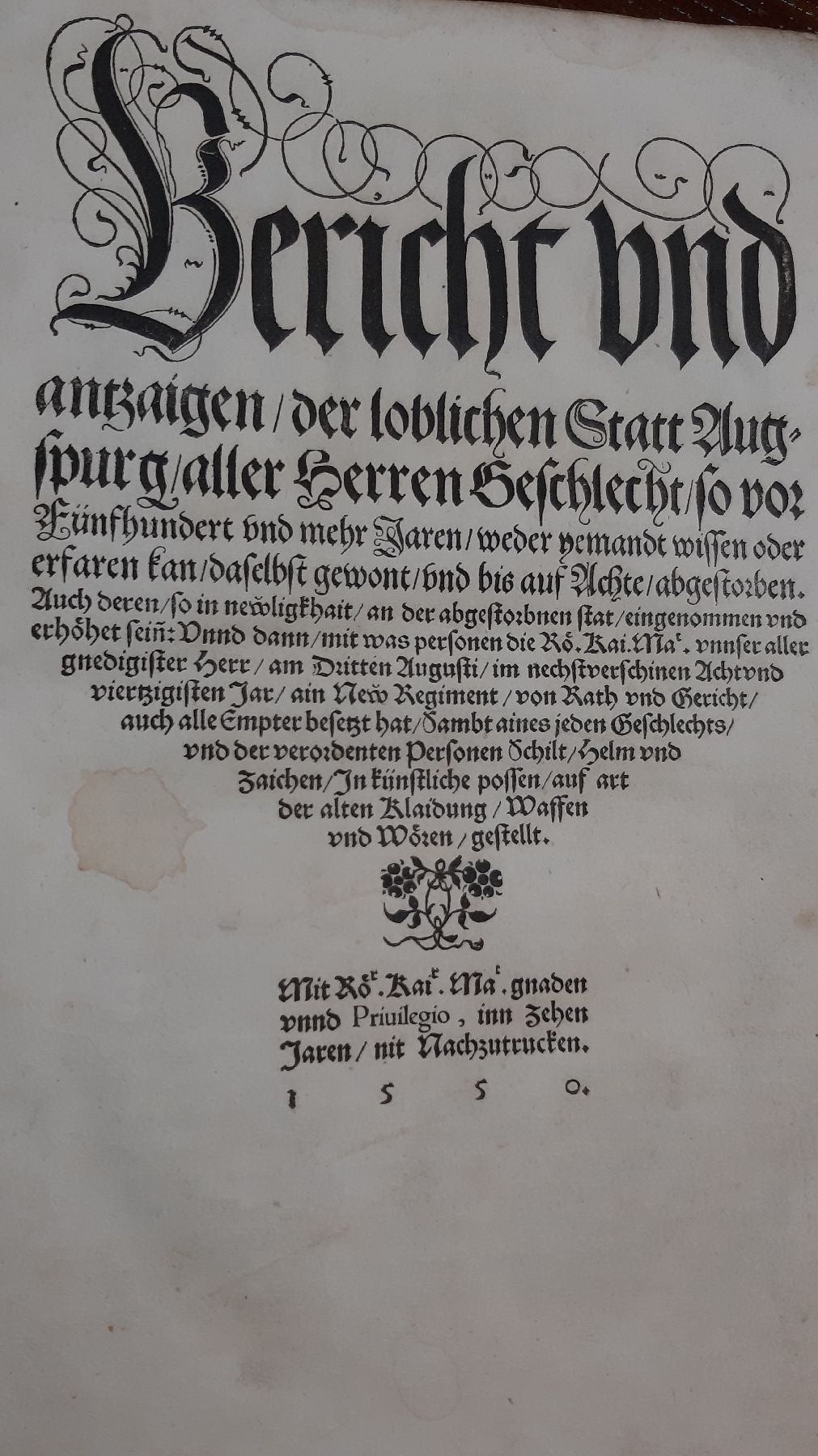 Detail d: Bericht und Anzeigen der loblichen Stadt Augspurg aller Herren Geschlecht so vor ...., 1550, 163 Seiten, mit Darstellungen der Wappen der ...