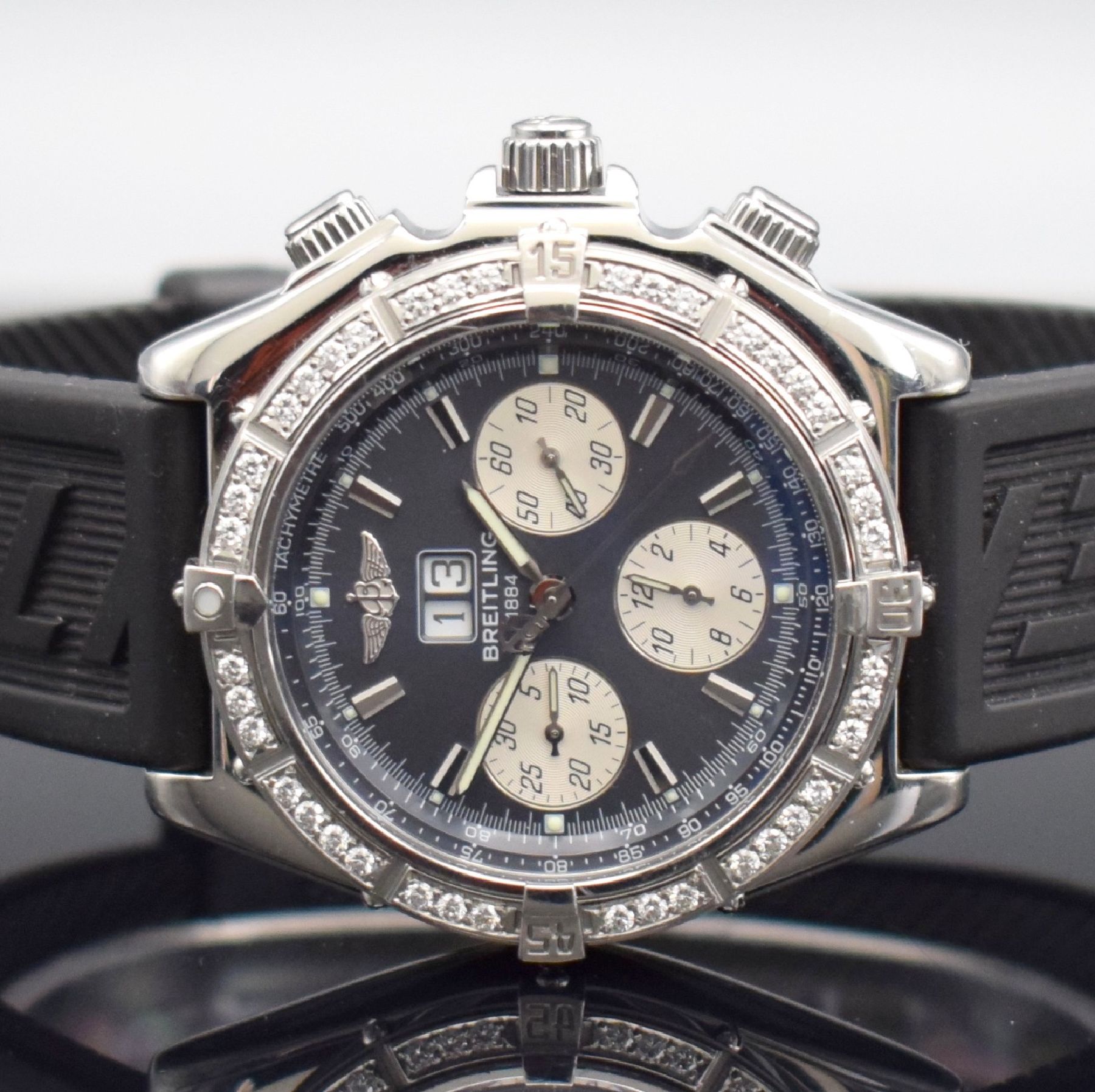 Detail a: BREITLING Crosswind Armbandchronograph mit Grossdatum, Schweiz um 2005, Automatik, Ref. A44355, massives verschr. Edelstahlgeh., eins. drehb. ...