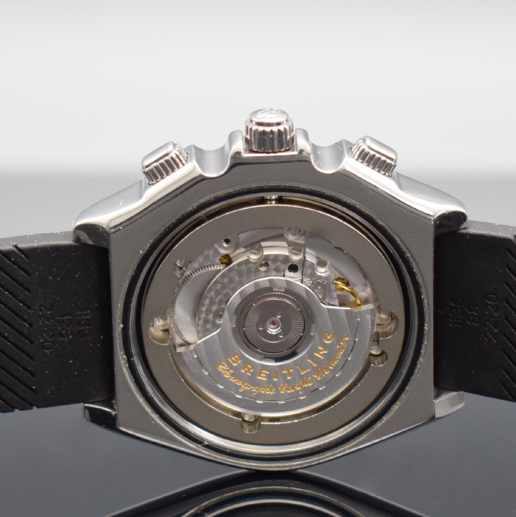 Detail g: BREITLING Crosswind Armbandchronograph mit Grossdatum, Schweiz um 2005, Automatik, Ref. A44355, massives verschr. Edelstahlgeh., eins. drehb. ...
