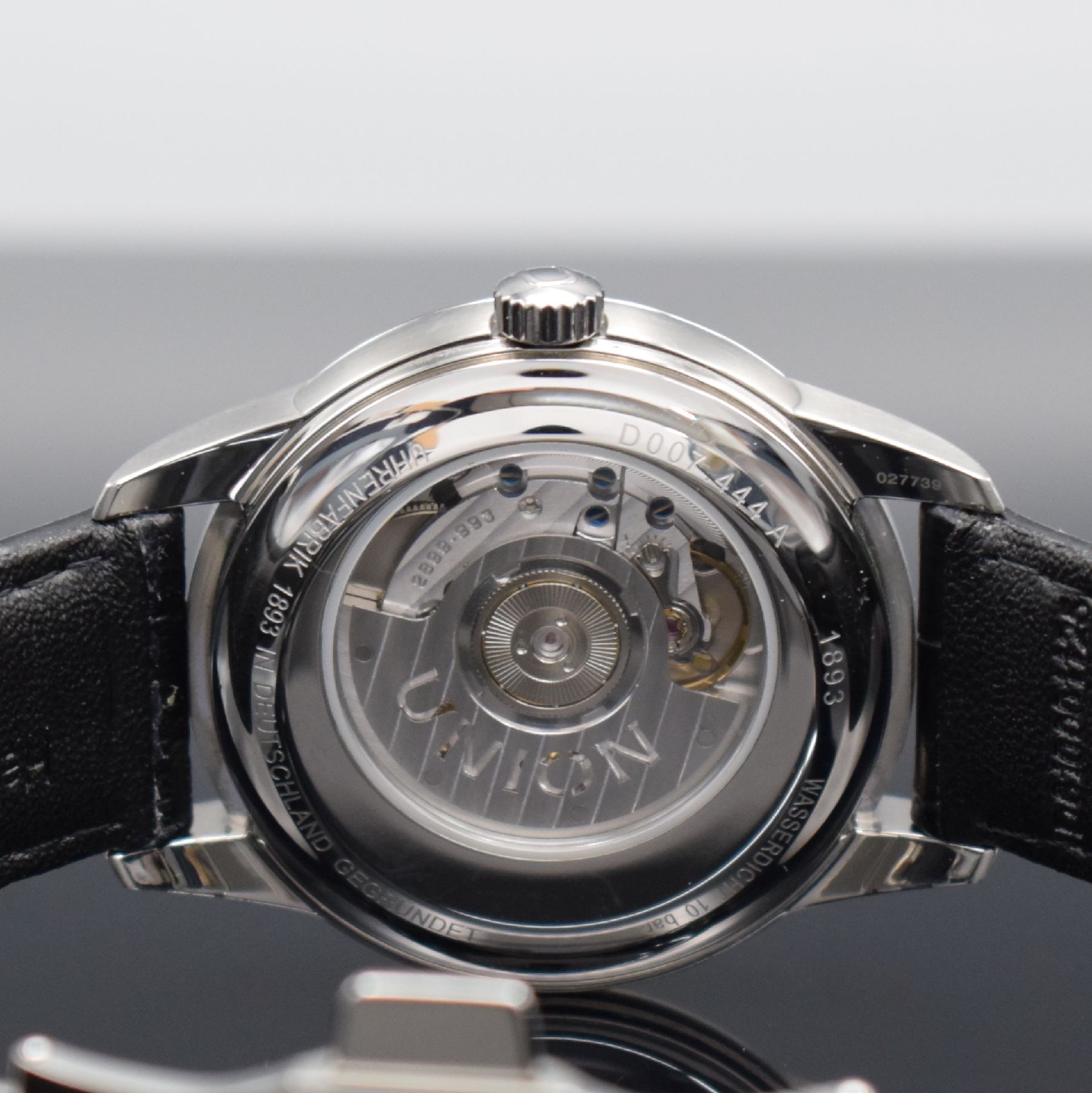 Detail e: UNION GLASHÜTTE/SA. 1893 große Sekunde Herrenarmbanduhr mit ausgefallener Anzeige, Deutschland um 2015, Ref. D007.444A, Automatik, beids. vergl. ...