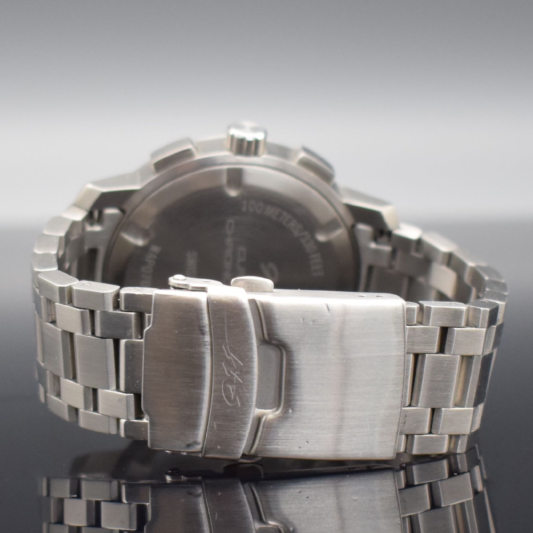 Detail d: PORSCHE DESIGN 911 Classic Chronograph Herrenarmbanduhr, um 2000, quarz, Ref. WAP0700060C, verschr. Edelstahlgeh. inkl. Gliederband m. Faltschl., ...