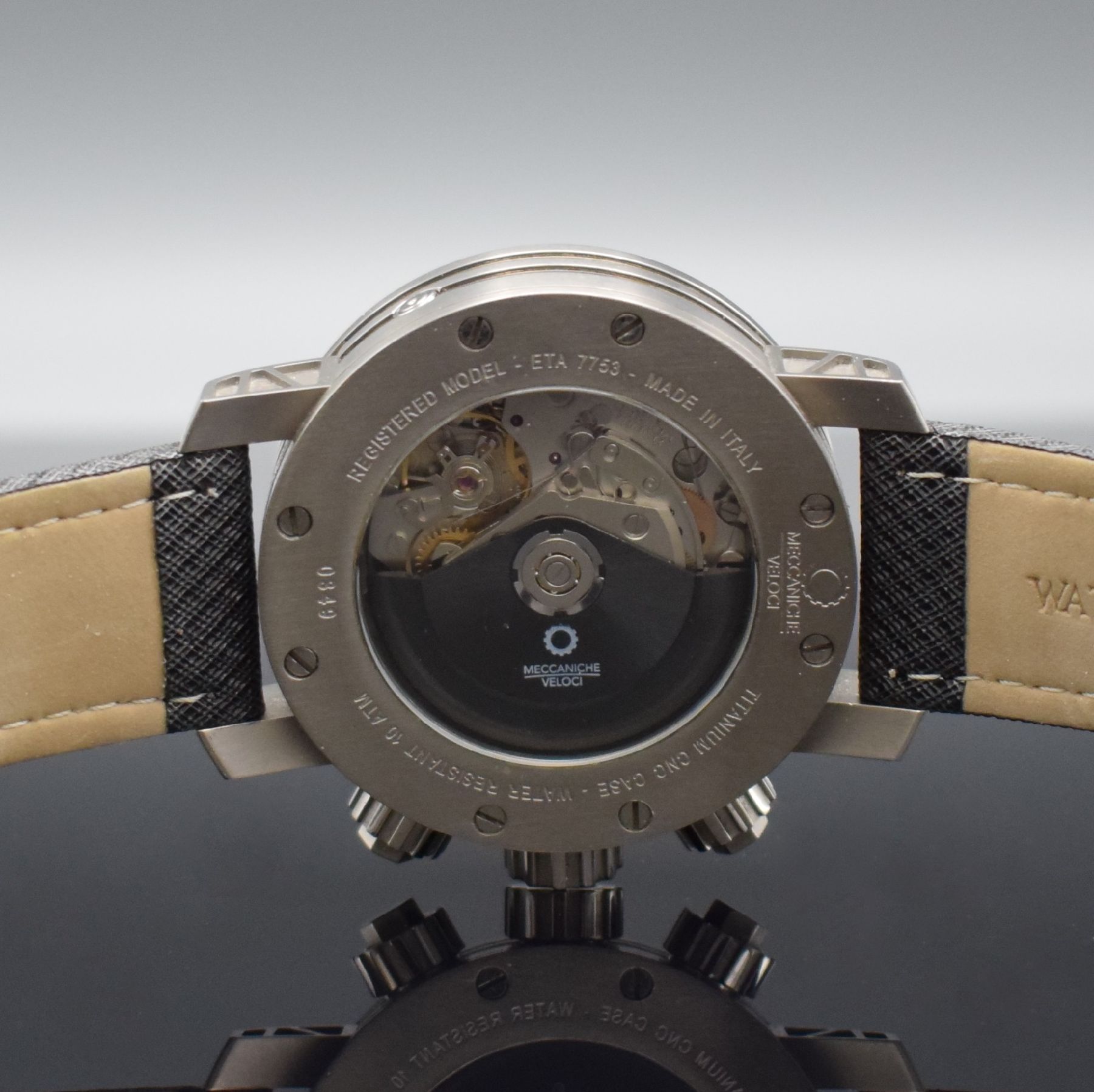 Detail g: MECCANICHE VELOCI Superquadro große Herrenarmbanduhr mit Chronograph, Italien um 2015, Automatik, beids. vergl. & verschr. Geh. in Titan, ...