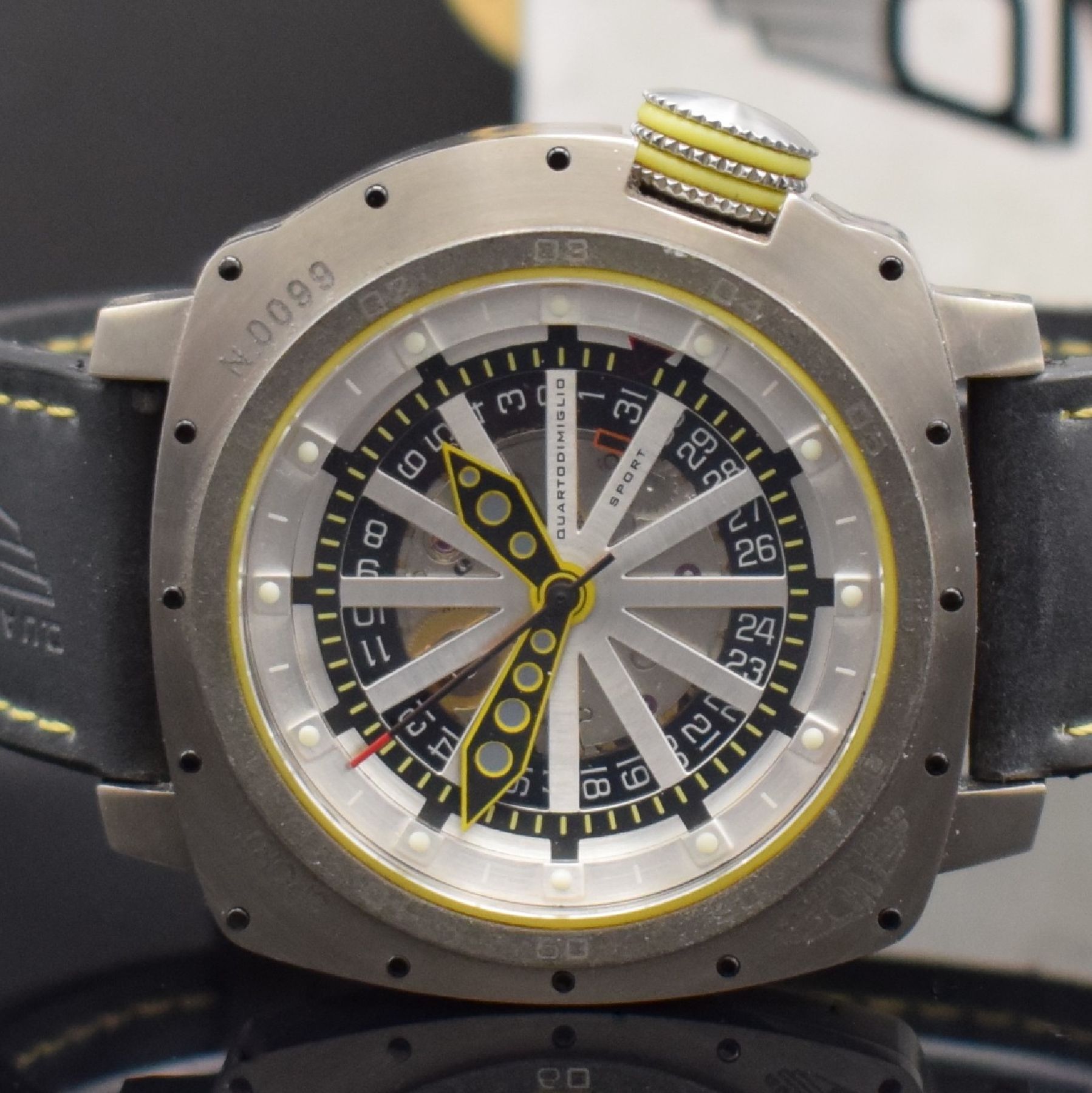 Detail a: QUARTODIMIGLIO Sport ausgefallene große Herrenarmbanduhr, Italien, verk. lt. beil. Garantiekarte 08/2020, Automatik, beids. vergl. & verschr. ...