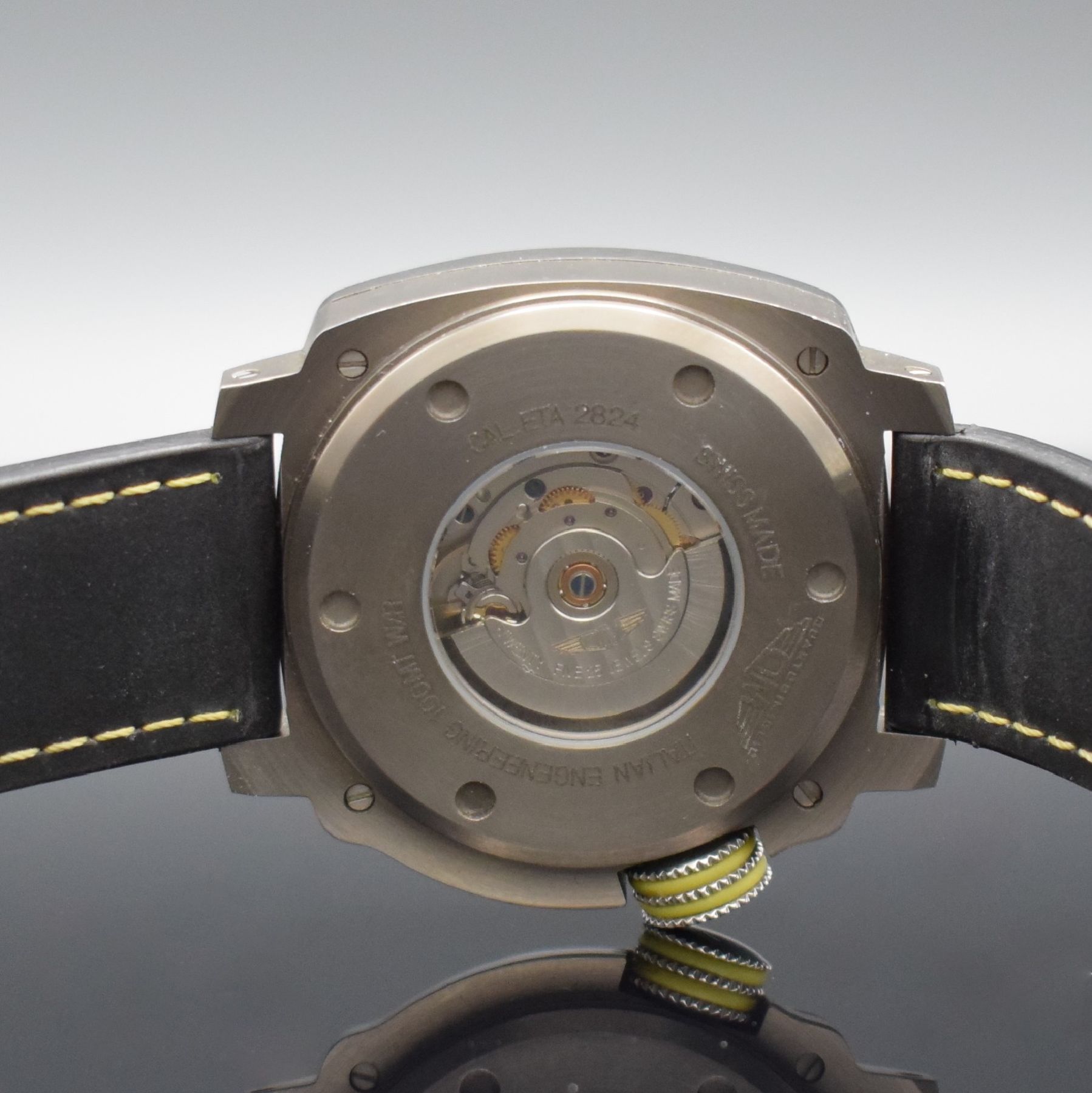 Detail f: QUARTODIMIGLIO Sport ausgefallene große Herrenarmbanduhr, Italien, verk. lt. beil. Garantiekarte 08/2020, Automatik, beids. vergl. & verschr. ...
