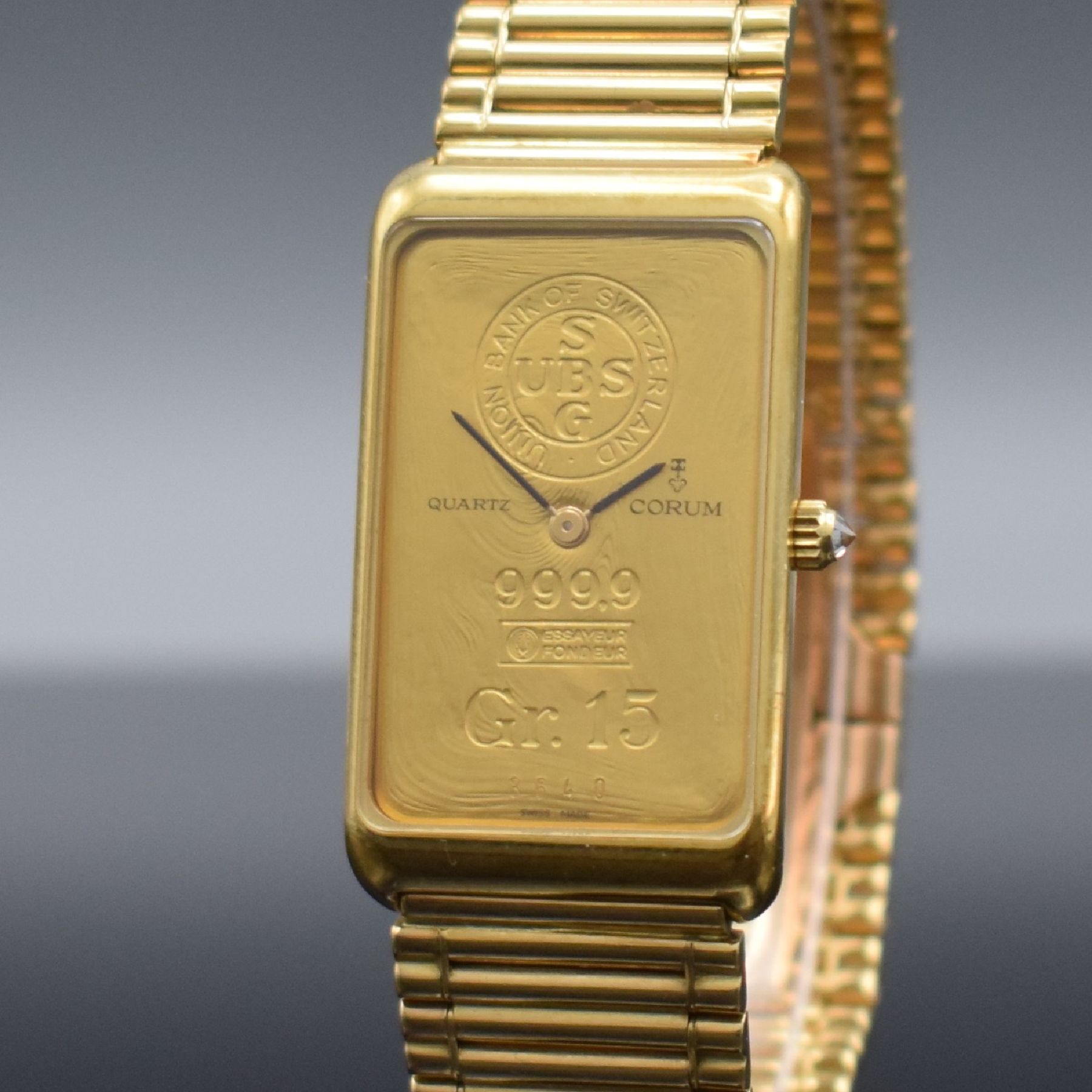 Detail c: CORUM Herrenarmbanduhr in Form eines 15g Feingoldbarrens, Schweiz um 1993, quarz, Ref. 44400, GG 750/000 Gehäuse inkl Gliederband m. dopp. ...