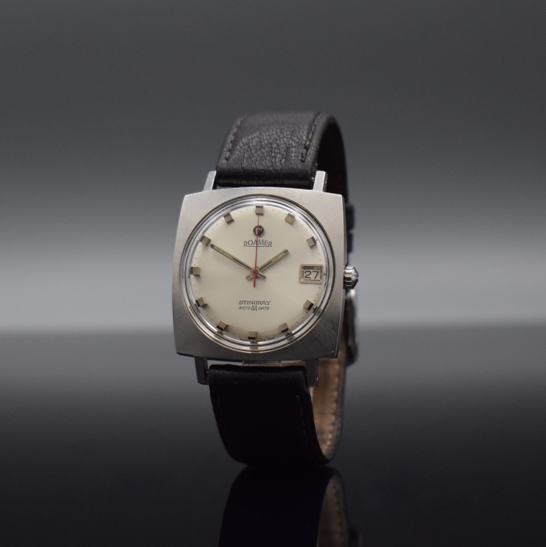 Detail b: ROAMER Herrenarmbanduhr Stingray Roto 44 Date, Automatik, Schweiz 1970er Jahre, Ref. 471-1120.600, kissenförmiges Edelstahlgeh., neutr. Lederband, ...