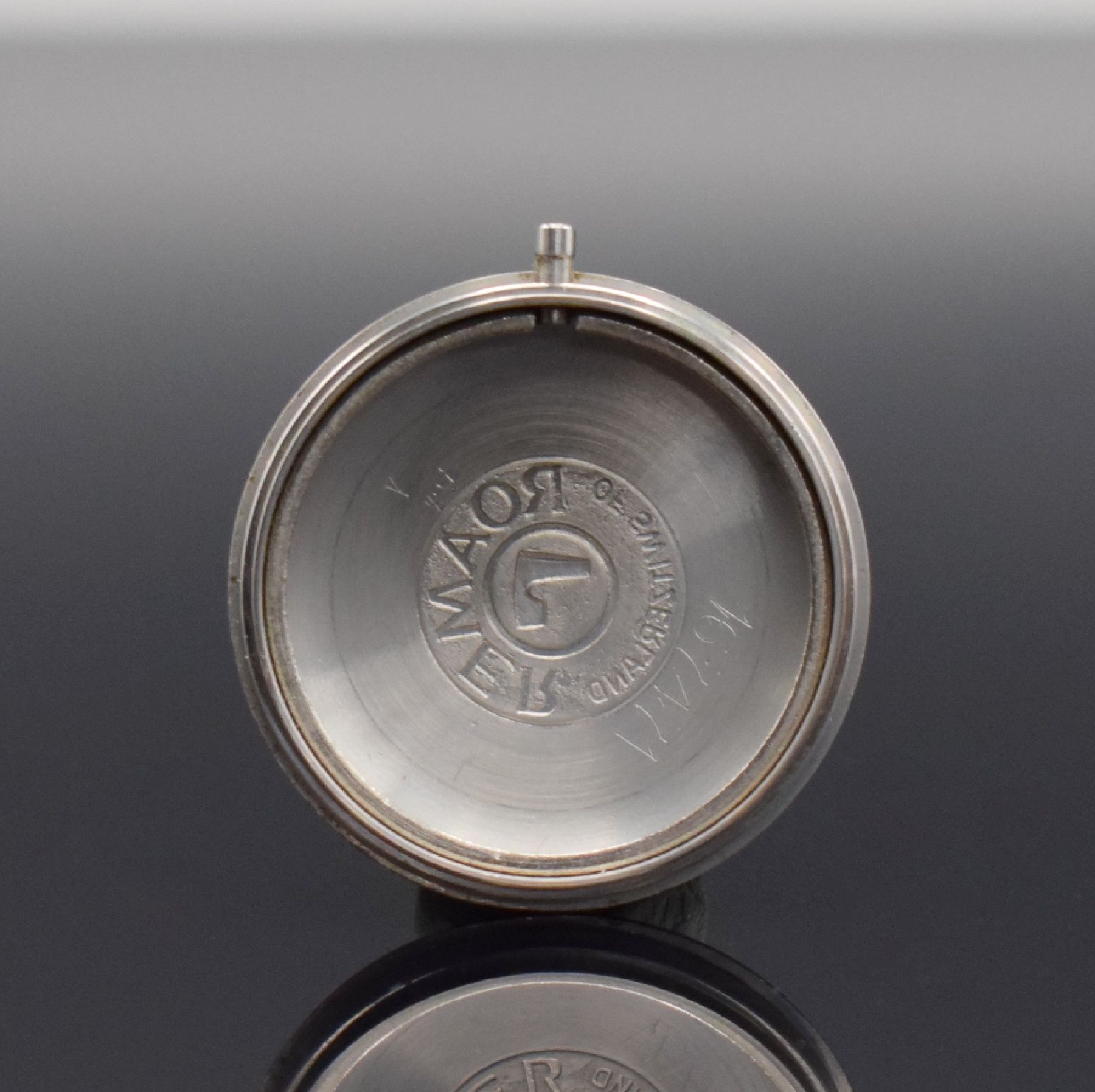 Detail g: ROAMER Herrenarmbanduhr Stingray Roto 44 Date, Automatik, Schweiz 1970er Jahre, Ref. 471-1120.600, kissenförmiges Edelstahlgeh., neutr. Lederband, ...