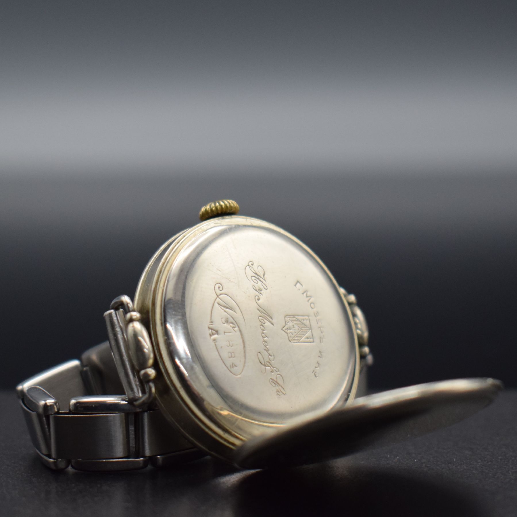 Detail f: HENRY MOSER & Cie frühe Herrenarmbanduhr, Schweiz f. d. russischen Markt um 1920, Zifferbl., Cuvette & Werk sign., 4-teil. Nickelgeh., Glasrand & ...