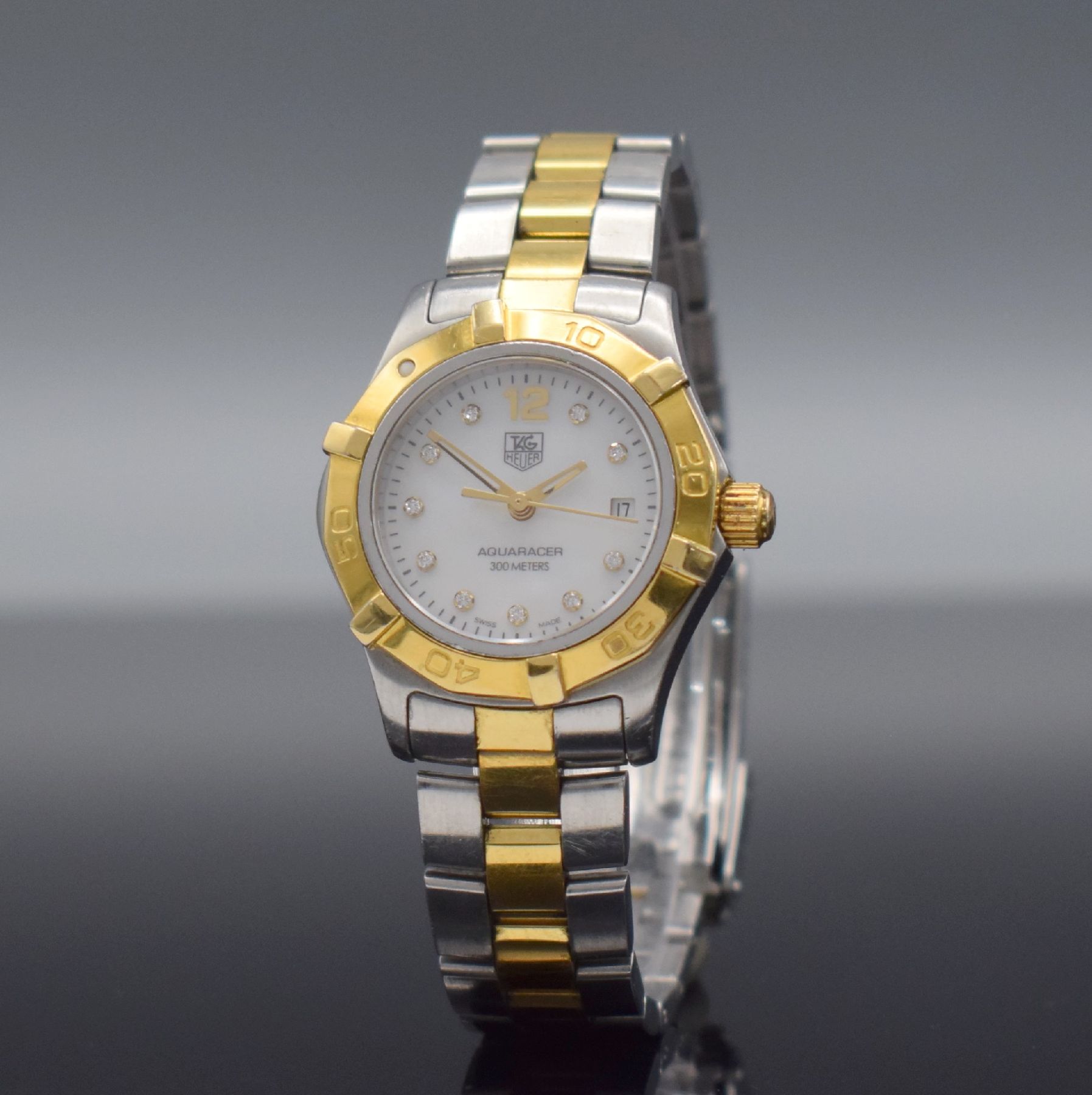 Detail b: TAG HEUER Aquaracer Damenarmbanduhr, Schweiz um 2010, quarz, Ref. WAF 1425, verschr. Gehäuse in Edelstahl/Gold inkl. Gliederband m. Faltschl. eins. ...