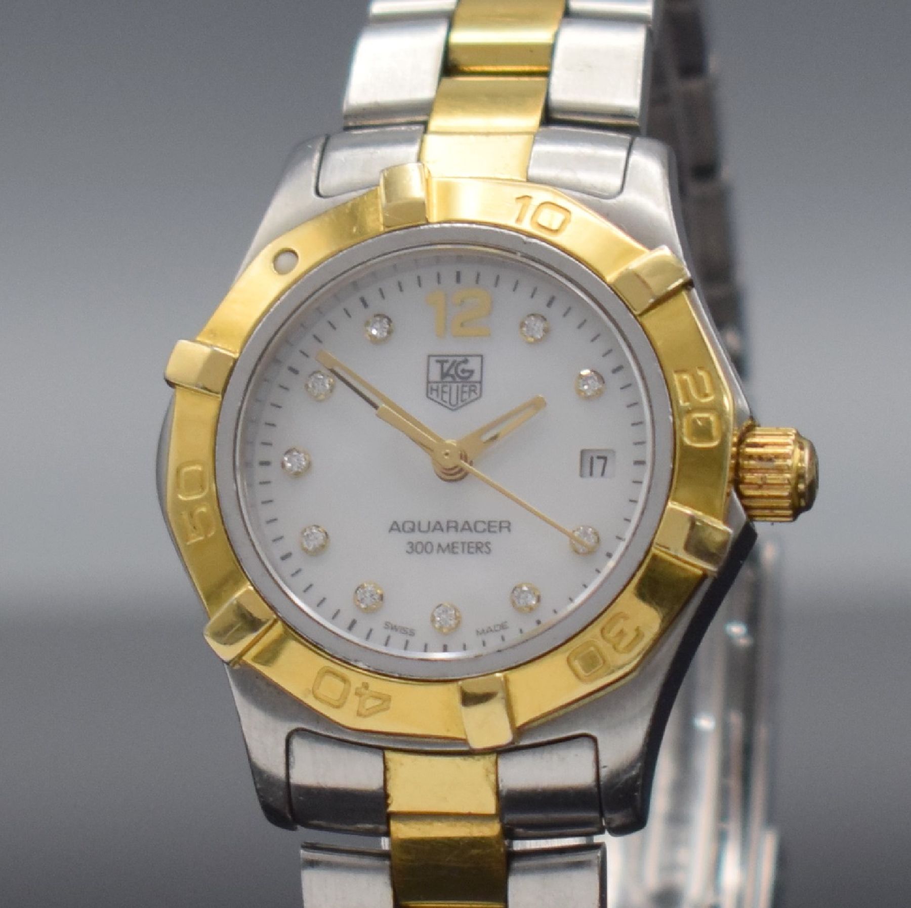 Detail c: TAG HEUER Aquaracer Damenarmbanduhr, Schweiz um 2010, quarz, Ref. WAF 1425, verschr. Gehäuse in Edelstahl/Gold inkl. Gliederband m. Faltschl. eins. ...
