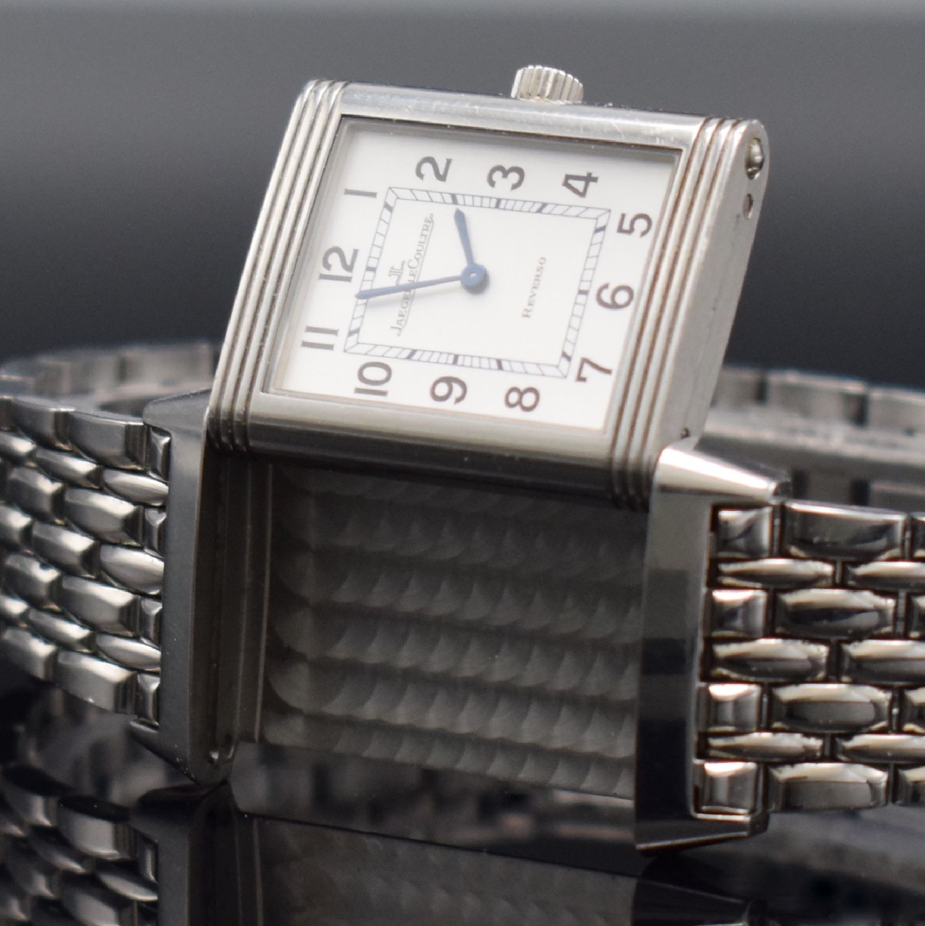 Detail c: Jaeger-LeCoultre Reverso Classic Armbanduhr in Stahl, Schweiz lt. beiliegender Garantie- Karte verk. 2007, quarz, rechteck. Wendegeh., orig. ...