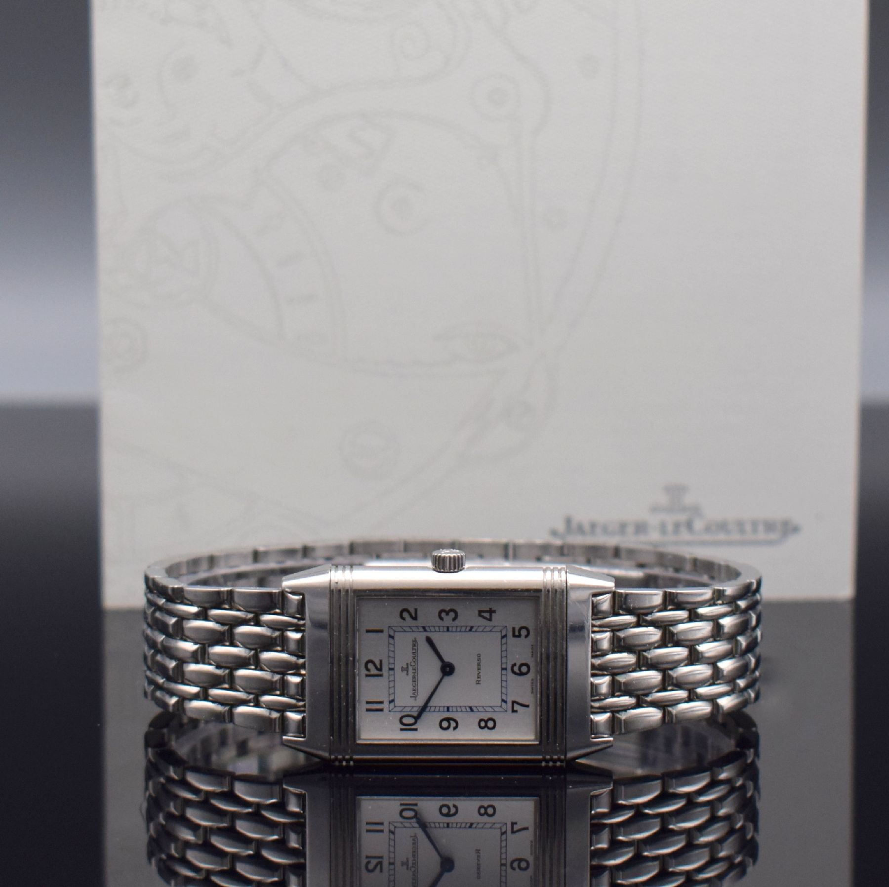 Detail i: Jaeger-LeCoultre Reverso Classic Armbanduhr in Stahl, Schweiz lt. beiliegender Garantie- Karte verk. 2007, quarz, rechteck. Wendegeh., orig. ...