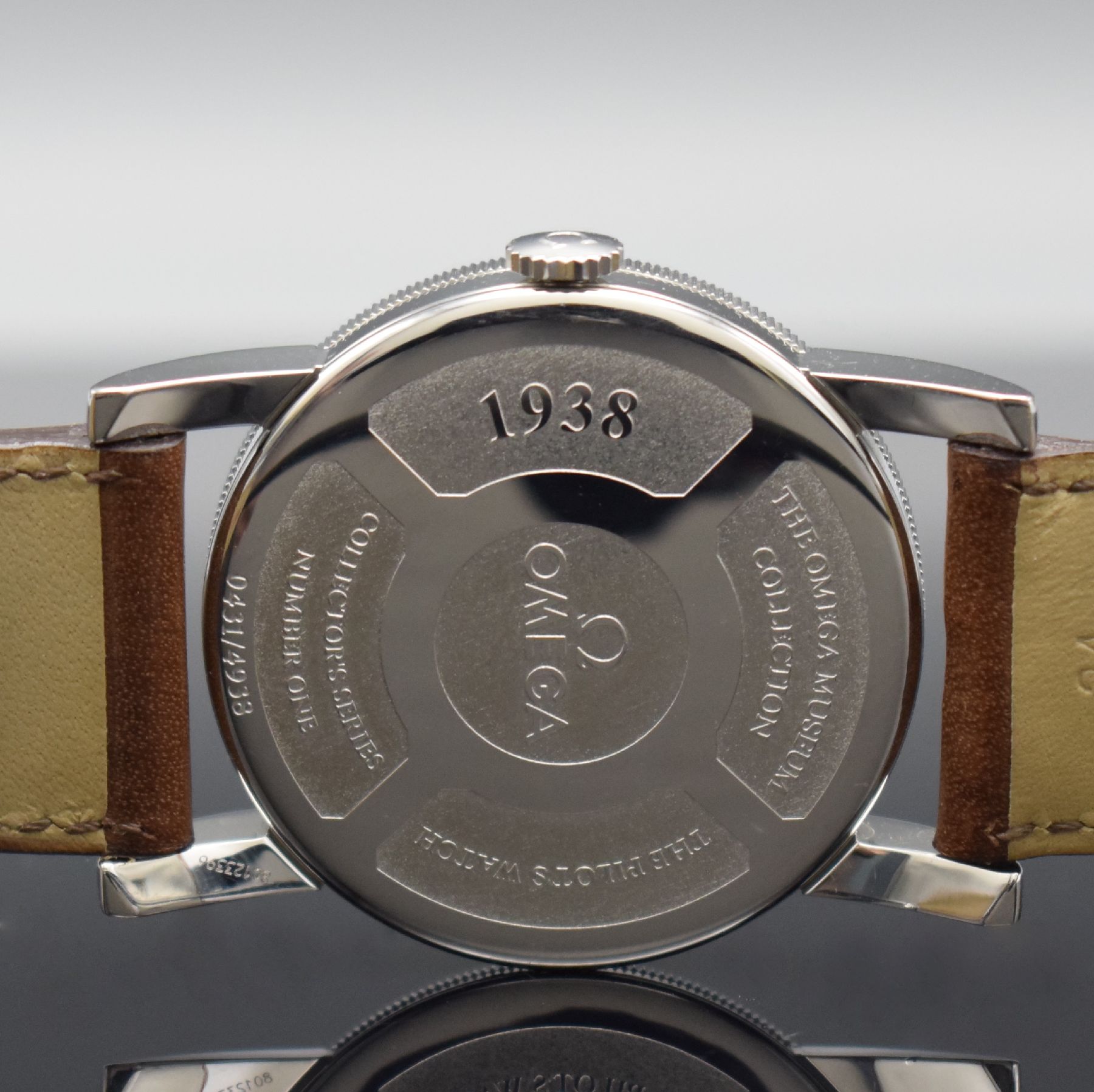 Detail f: OMEGA 1938 The Pilot's Watch limitierte Herrenarmbanduhr, Schweiz 2000, Ref. 167 2000, Automatik, auf 4938 Stück limitiertes Sondermodell aus ...