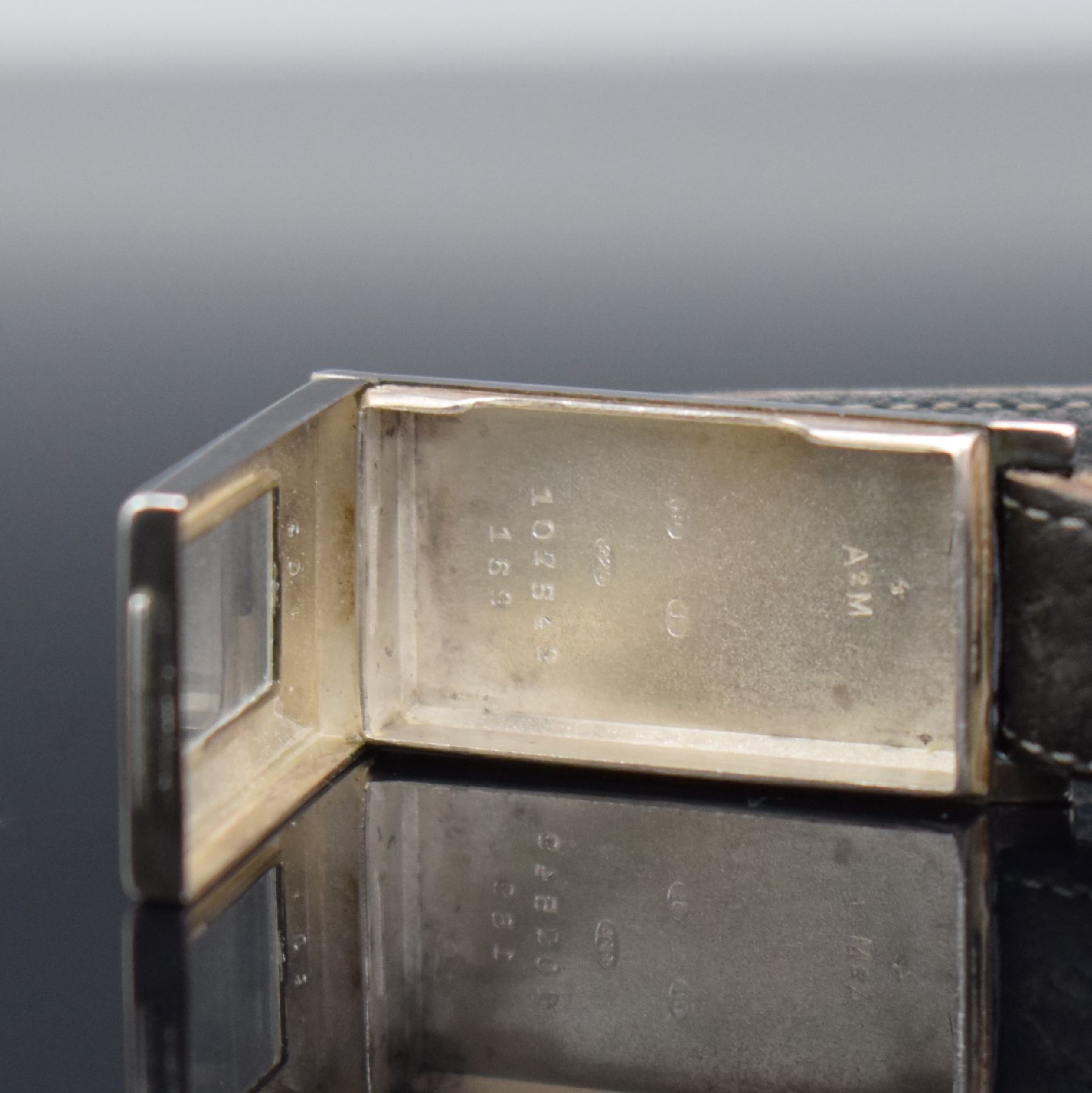 Detail f: ATO ROLLS seltene Armbanduhr mit früher Rüttelautomatik, Schweiz um 1930, Automatik, Scharniergeh. in Silber, orig. Zifferbl. m. aufges. gold. ...