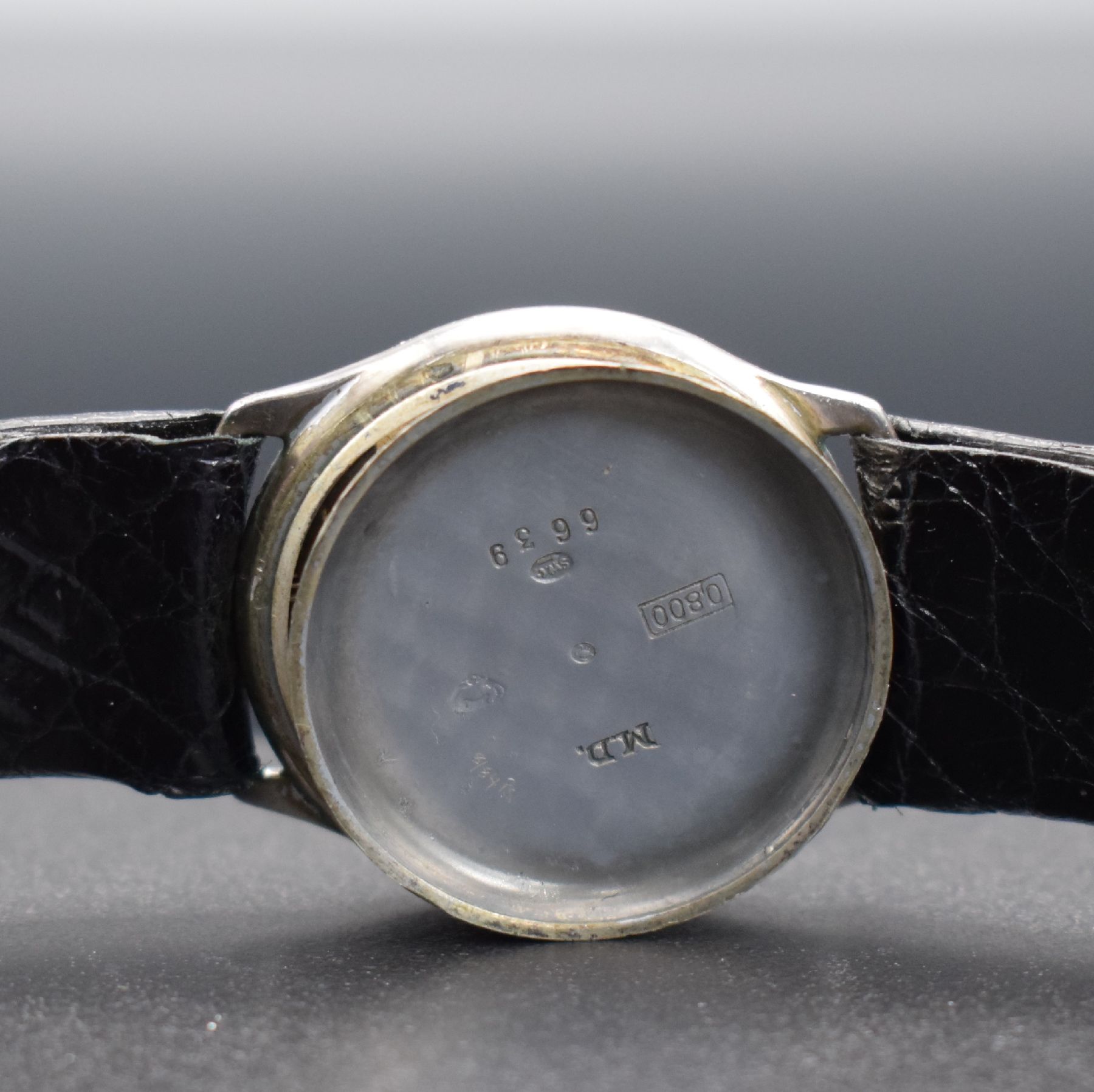 Detail f: HARWOOD frühe automatische Armbanduhr, Schweiz um 1930, Hammerautomatik, Silbergeh., Boden & Glasrand aufgedr., Zeigerst. über Drehlünette, silb. ...