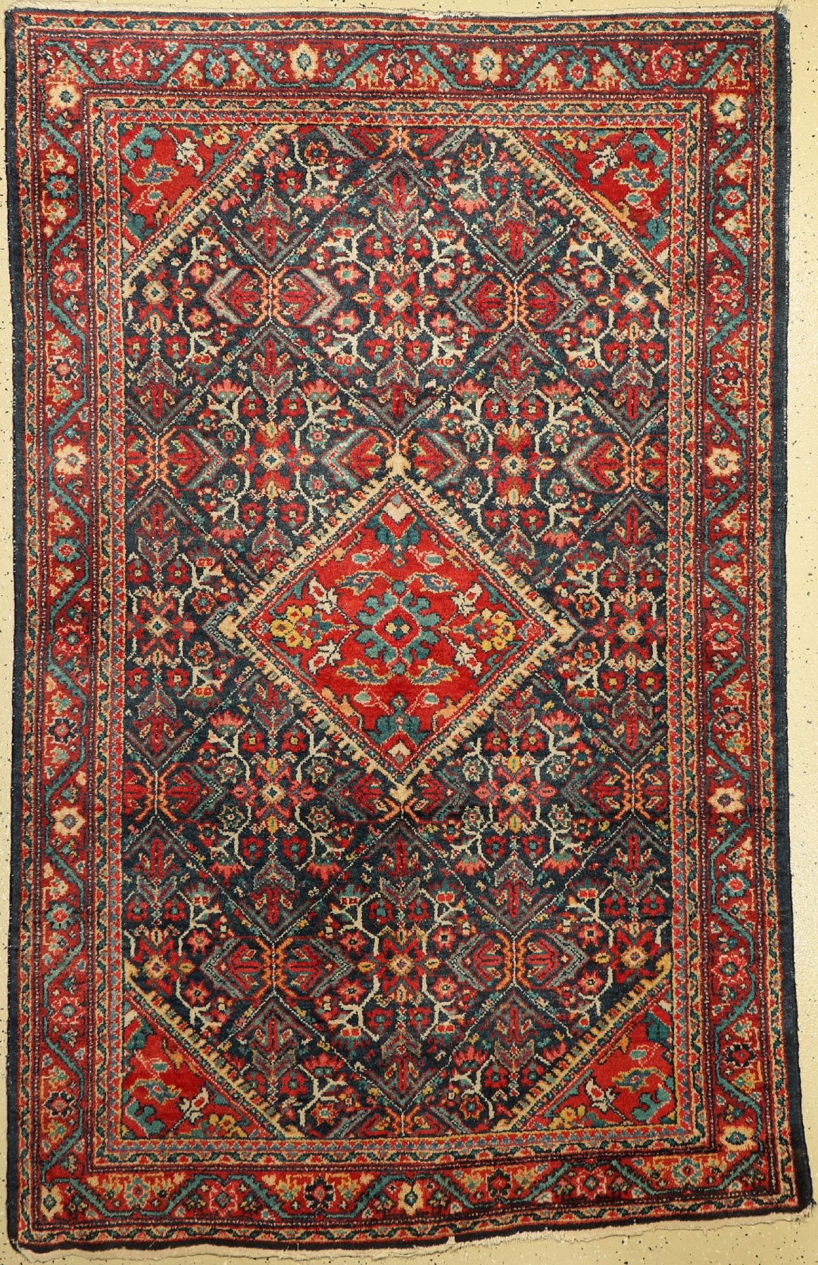 Sarogh Mahal, Persien, um 1940, Wolle auf Baumwolle, ca. 207 x 131 cm, EHZ: 2-3