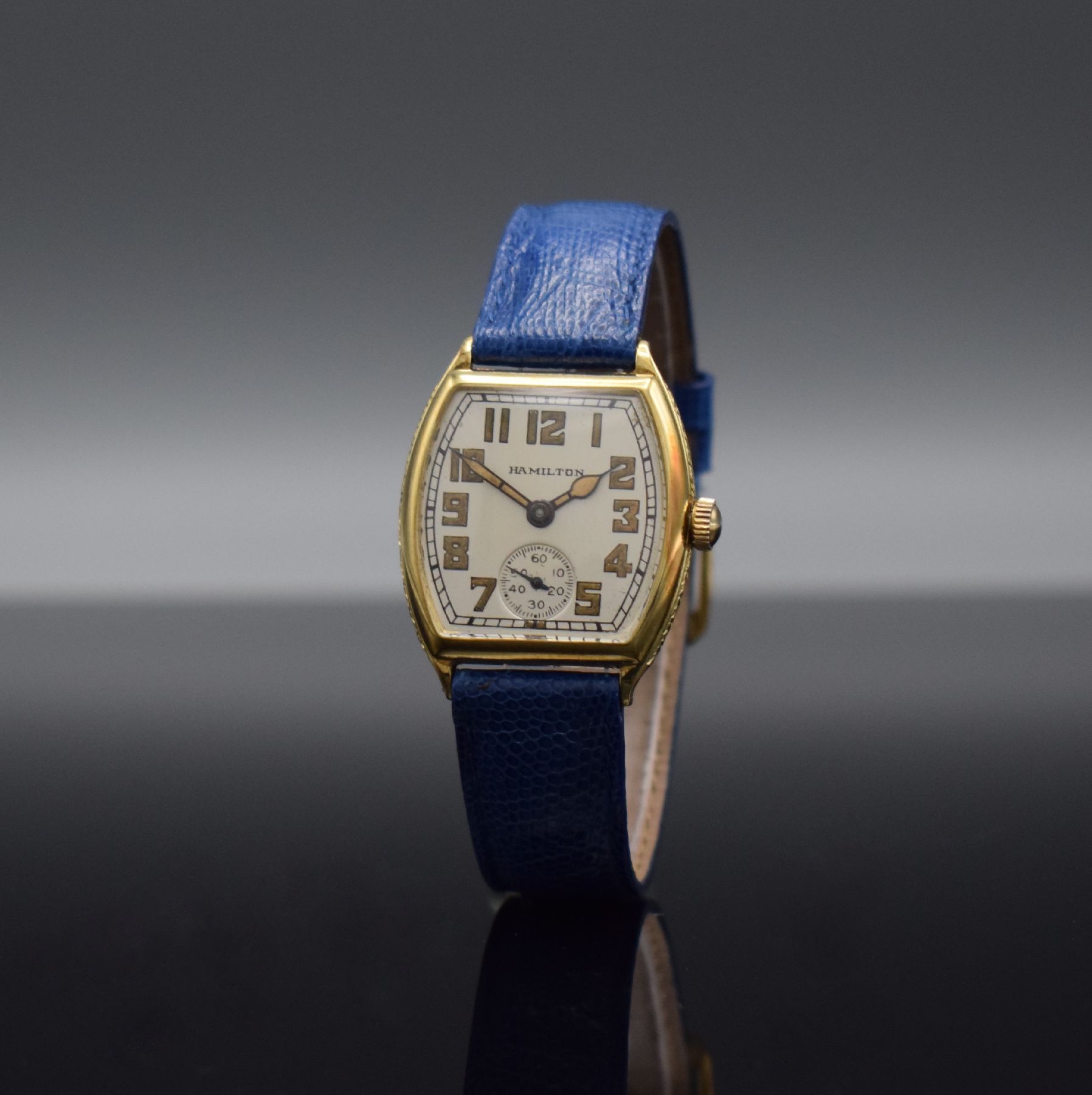 Detail b: HAMILTON Watch Co. Armbanduhr in GG 585/000, USA um 1929, Handaufzug, 3-teil. Gehäuse, Boden & Glasrand aufgedr., silb. Zifferbl. m. arab. Zahlen, ...