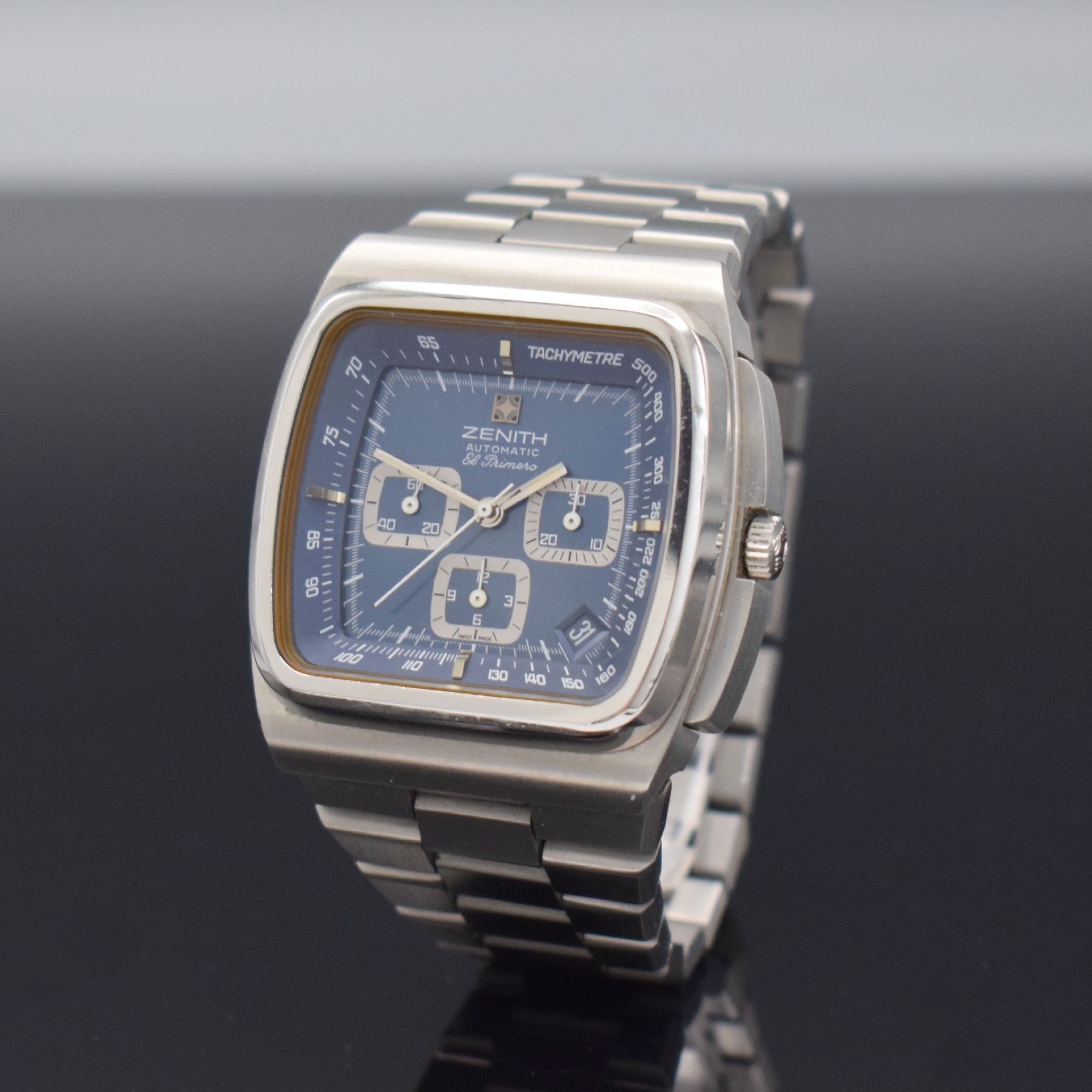 Detail b: ZENITH "TV" El Primero Schaltradchronograph Referenz 01-0200-415, Automatik, Schweiz um 1975, massives Edelstahlgeh. inkl. orig. ...