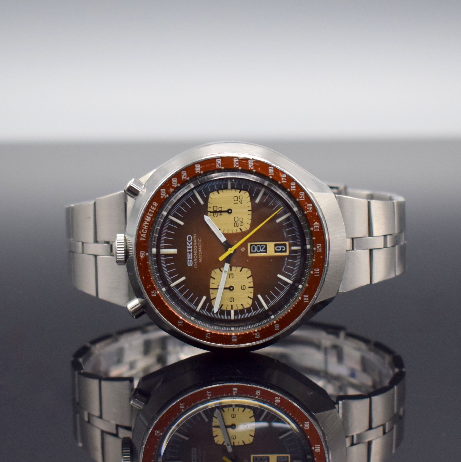 SEIKO Schaltradchronograph "Bullhead" Referenz 6138-0040, Automatik, Japan um 1975, verschr. Edelstahlgeh. inkl. orig. Gliederband m. ...