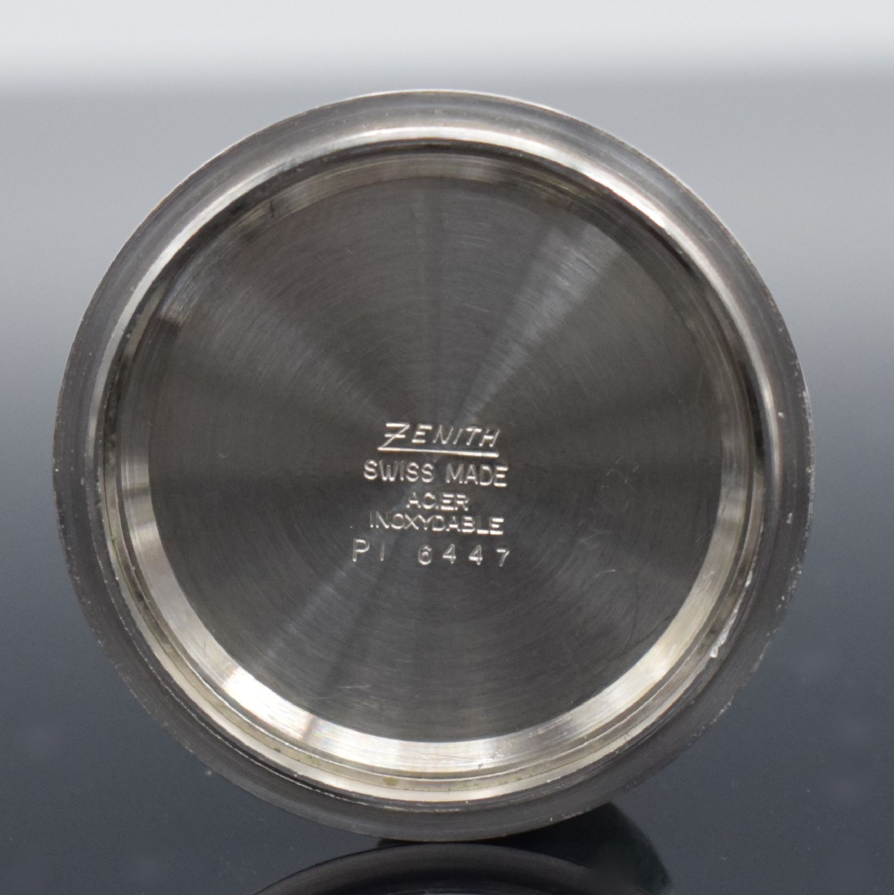 Detail l: ZENITH Super Sub Sea seltener Schaltradchronograph Referenz A3736 in Stahl, Schweiz um 1968, massives Gehäuse mit innenliegender Drehlünette über ...