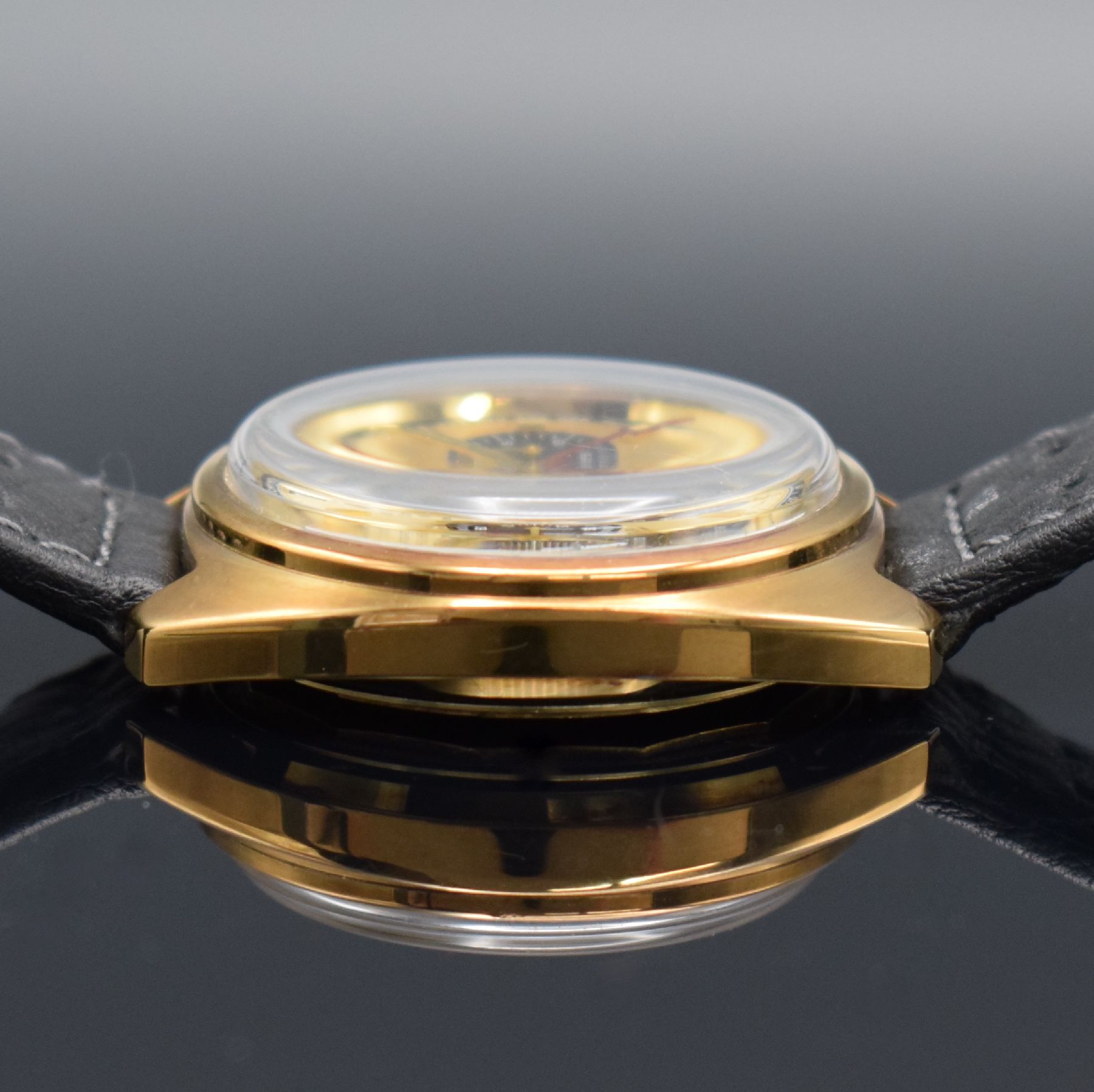 Detail d: MOVADO Datron HS 360 SUB-SEA Schaltradchronograph in GG 585/000, Automatik, Schweiz um 1970, Boden verschr., gold. Zifferbl. m. späterer Tiffany & ...