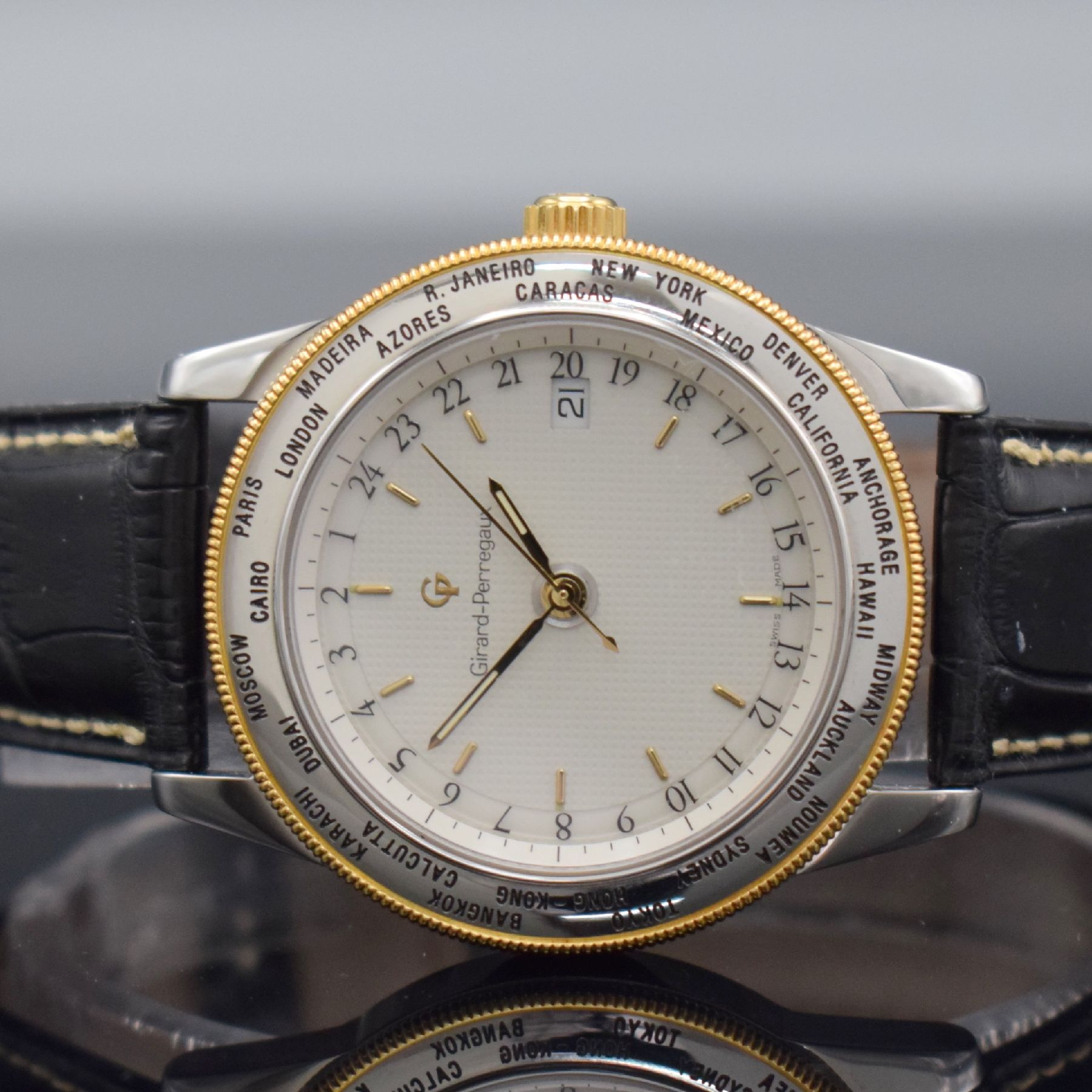 Detail a: GIRARD PERREGAUX GP 90 "World Time" Herrenarmbanduhr mit 2er Zeitzone, Schweiz verk. 12/2000, Automatik, Ref. 1010, Edelstahlgeh. teils ...