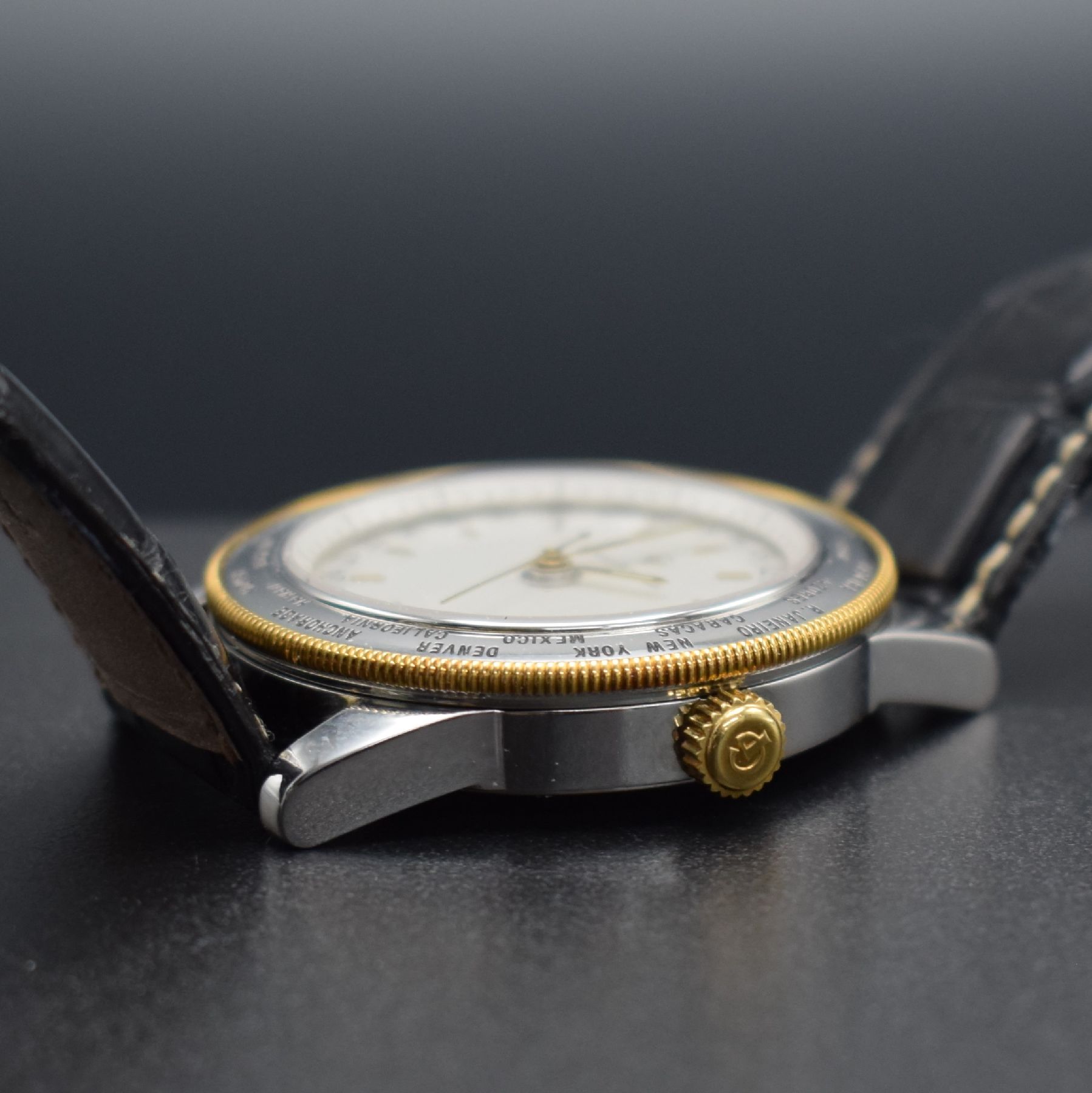 Detail f: GIRARD PERREGAUX GP 90 "World Time" Herrenarmbanduhr mit 2er Zeitzone, Schweiz verk. 12/2000, Automatik, Ref. 1010, Edelstahlgeh. teils ...