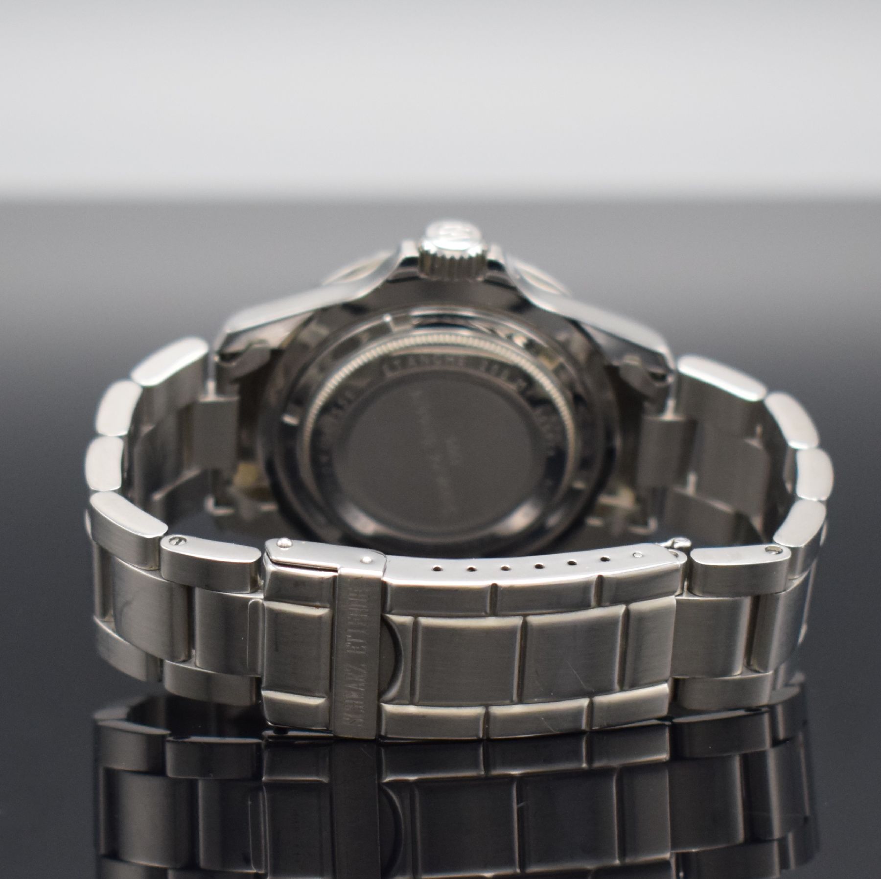 Detail d: SCHWARZ ETIENNE Professional 200M Herrenarmbanduhr, Schweiz um 2000, Automatik, verschr. Edelstahlgeh. inkl. orig. Band m. Faltschl., eins. drehbare ...