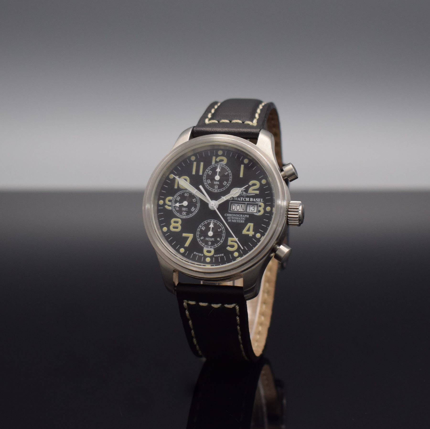 Detail b: ZENO WATCH BASEL Armbandchronograph, Schweiz um 2005, Automatik, Ref. 9557, beids. vergl. Edelstahlgeh., Boden geschr., Lederband m. orig. Dornschl., ...