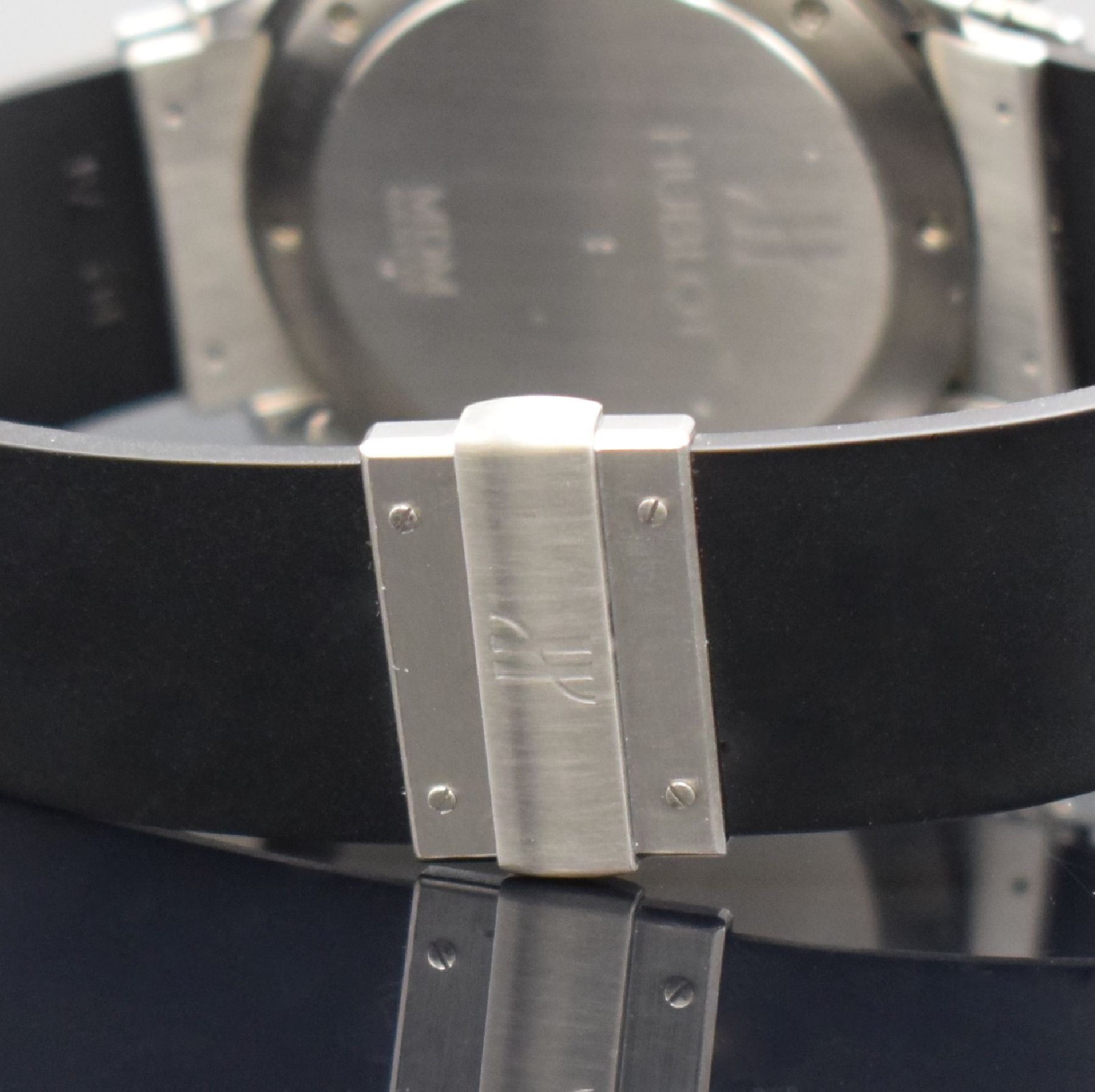 Detail d: HUBLOT MDM Armbandchronograph, Schweiz um 1998, Automatik, Ref. 1810.1, verschr. Gehäuse in Edelstahl, Kautschukbd. m. orig. dopp. Faltschl., sehr ...