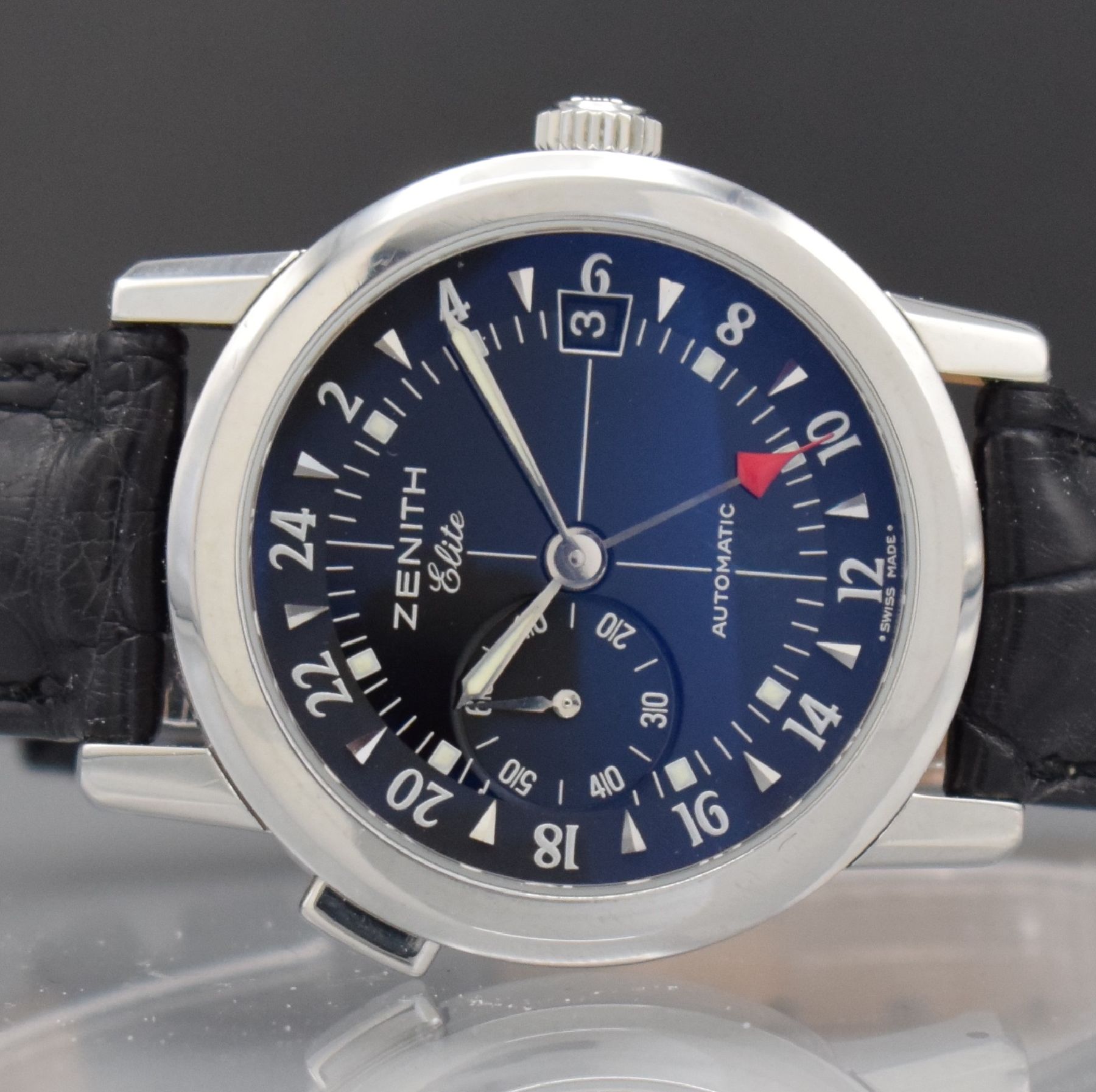 Detail a: ZENITH Elite Port Royal V Herrenarmbanduhr mit 2er Zeitzone, Schweiz um 2005, Automatik, Ref. 01/02.0450.682, beids. vergl. Edelstahlgeh., Boden ...
