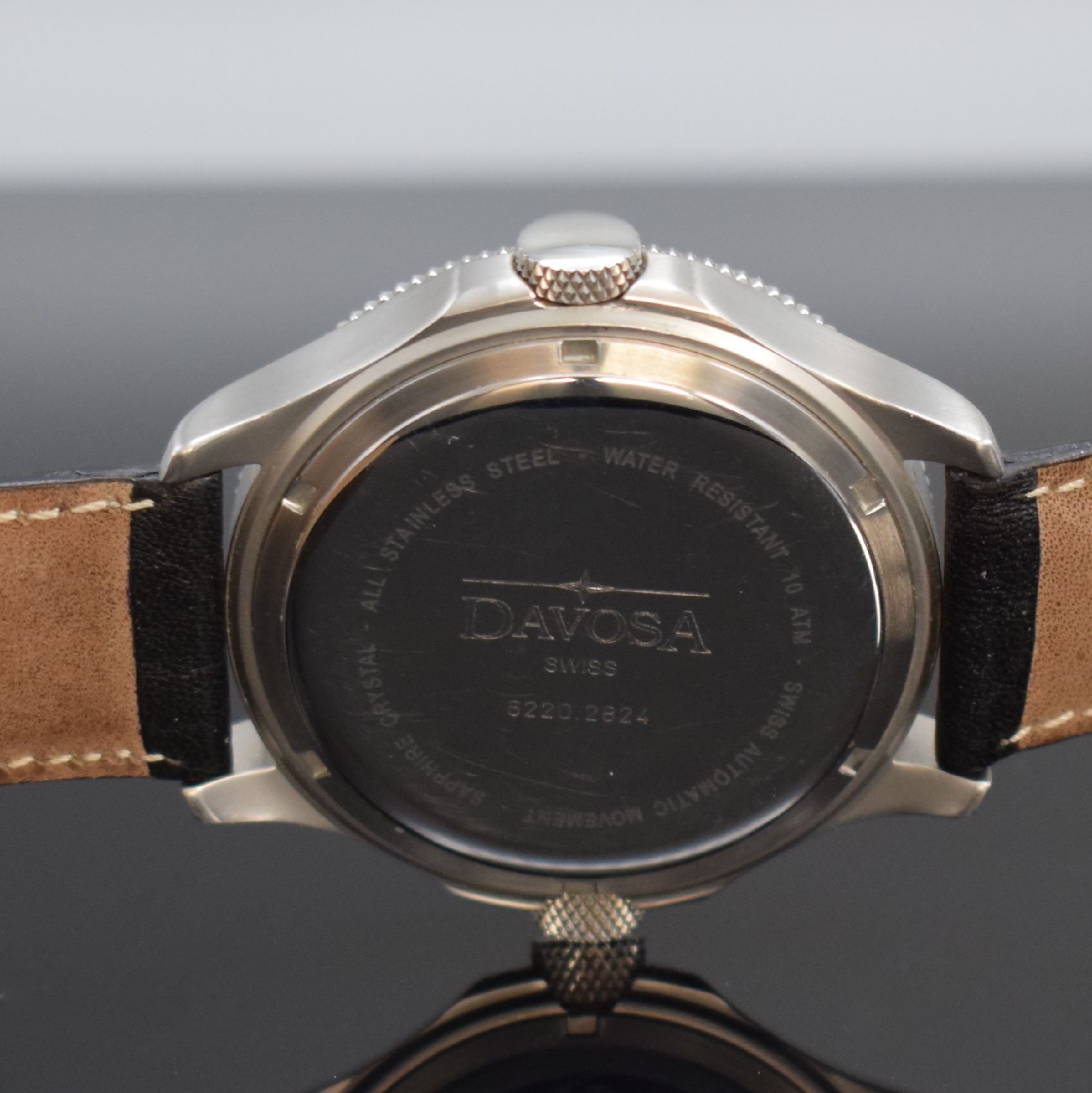Detail d: DAVOSA Outback große Herrenarmbanduhr, Schweiz um 2004, Automatic, Edelstahlgeh., Boden geschr., drehb. Lünette m. 60er Teilung, schwarzes ...