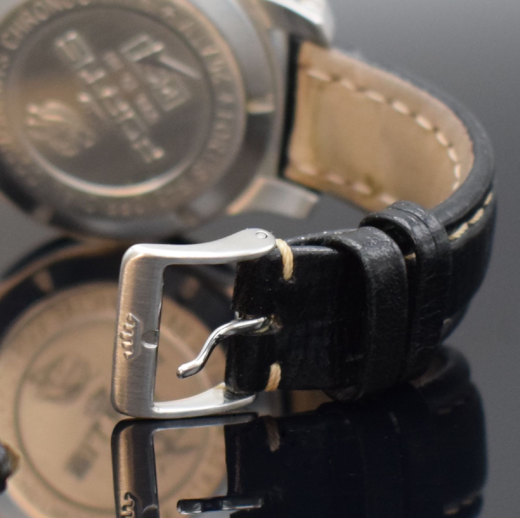 Detail d: FORTIS B-42 International Space Station Limited Edition Herrenarmbanduhr mit Chronograph, Schweiz um 2005, Automatik, Ref. 638.10.141, verschr. ...