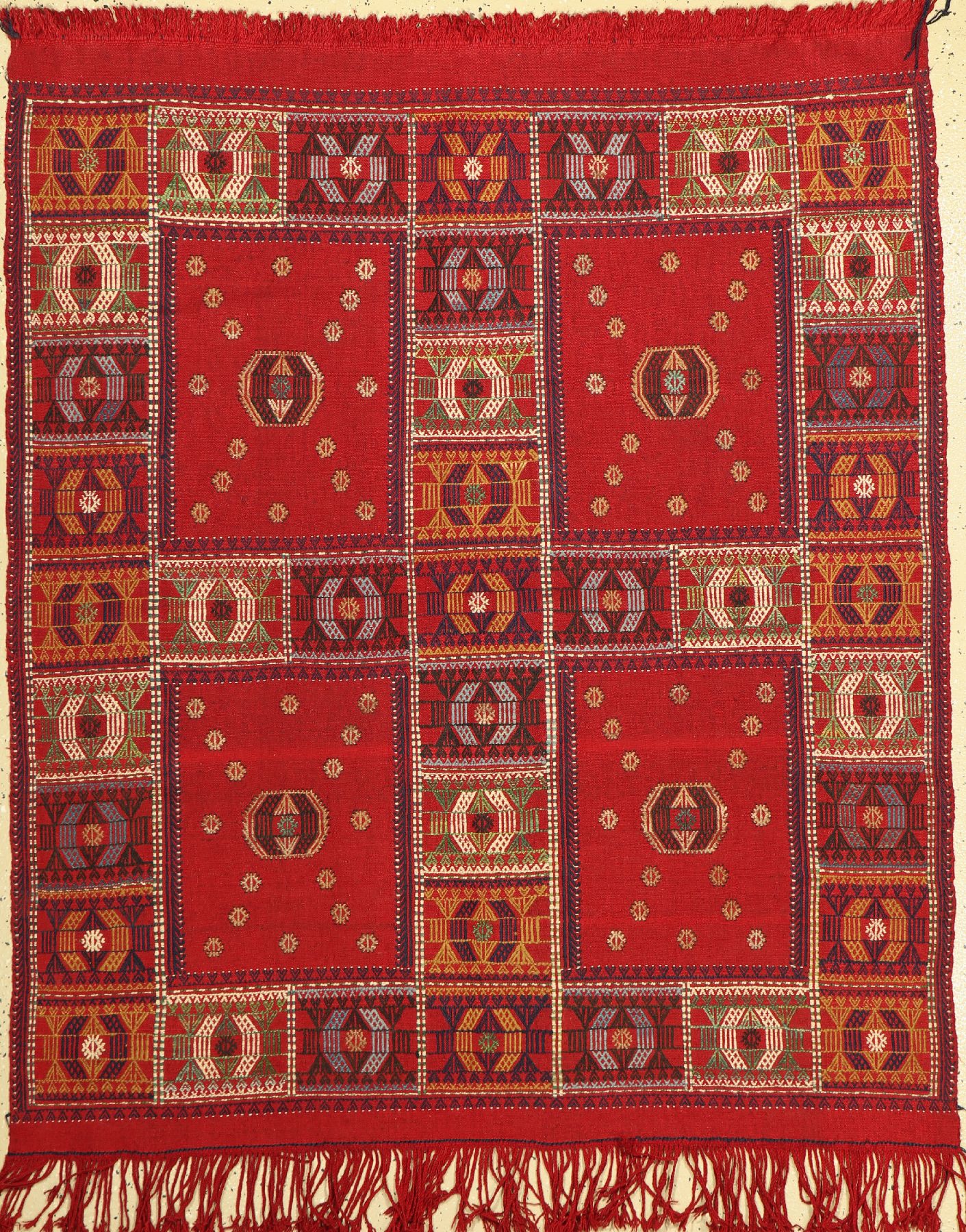 Cicim Kelim (Stickerei), Türkei, ca. 60 Jahre, Wolle auf Wolle, ca. 158 x 134 cm, EHZ:2