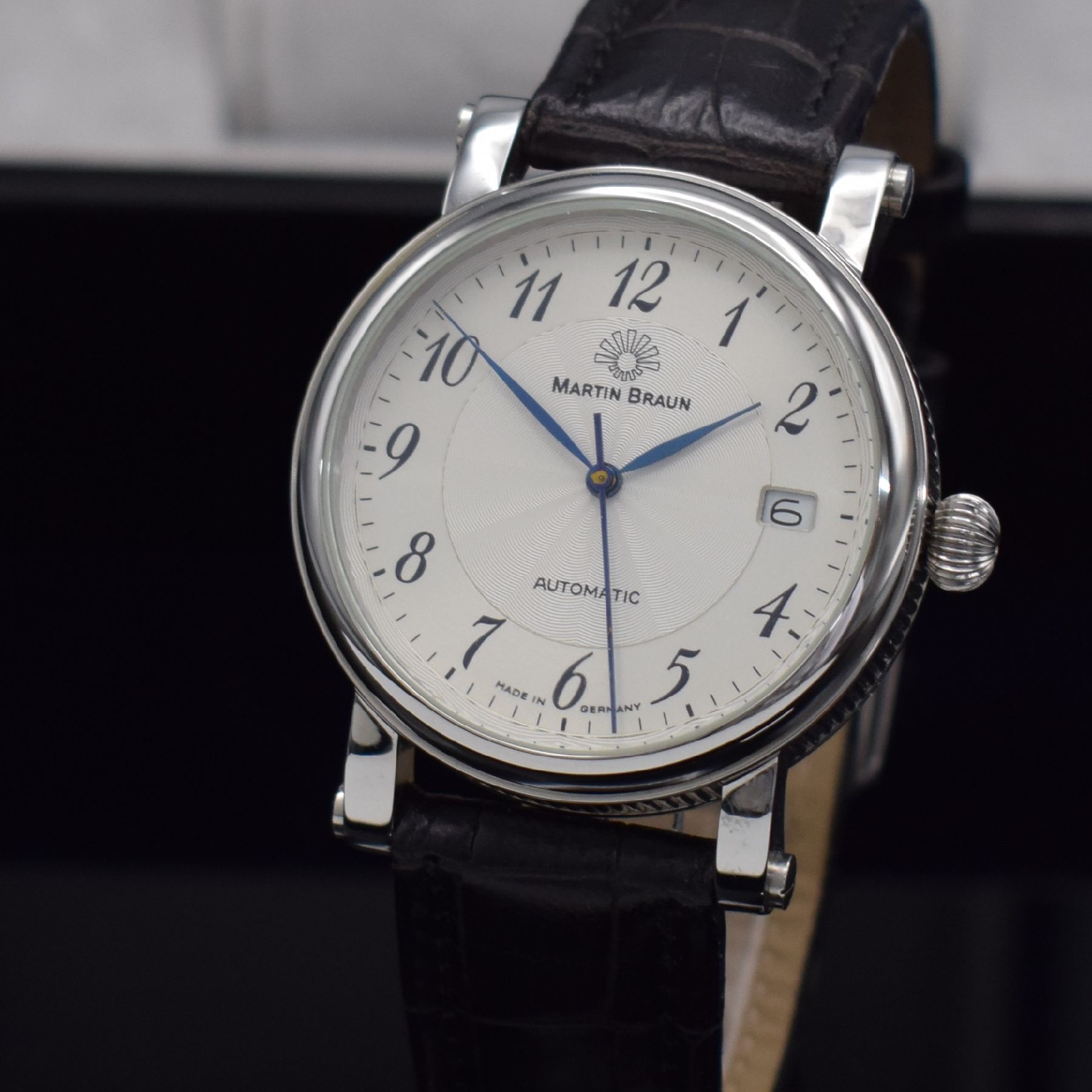 Detail c: MARTIN BRAUN seltene Armbanduhr Teutonia S, Automatik, Deutschland um 2006, 3-teil. Edelstahlgeh. inkl. orig. Lederband m. orig. Dornschl., beids. ...