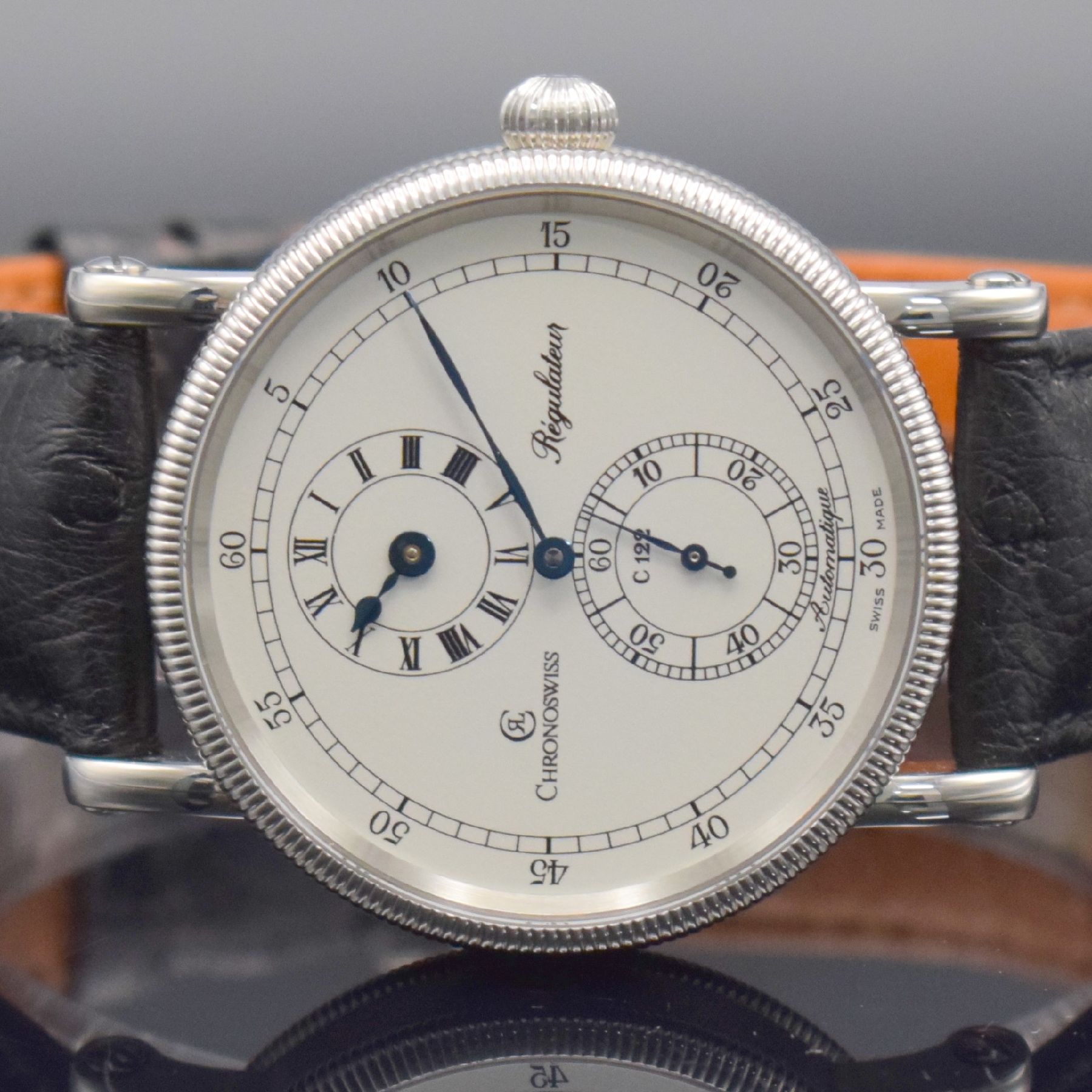 Detail a: CHRONOSWISS Regulateur Herrenarmbanduhr in Edelstahl Referenz CH 1223, Automatik, beids. vergl. Geh., Boden verschr., orig. Lederband m. orig. ...