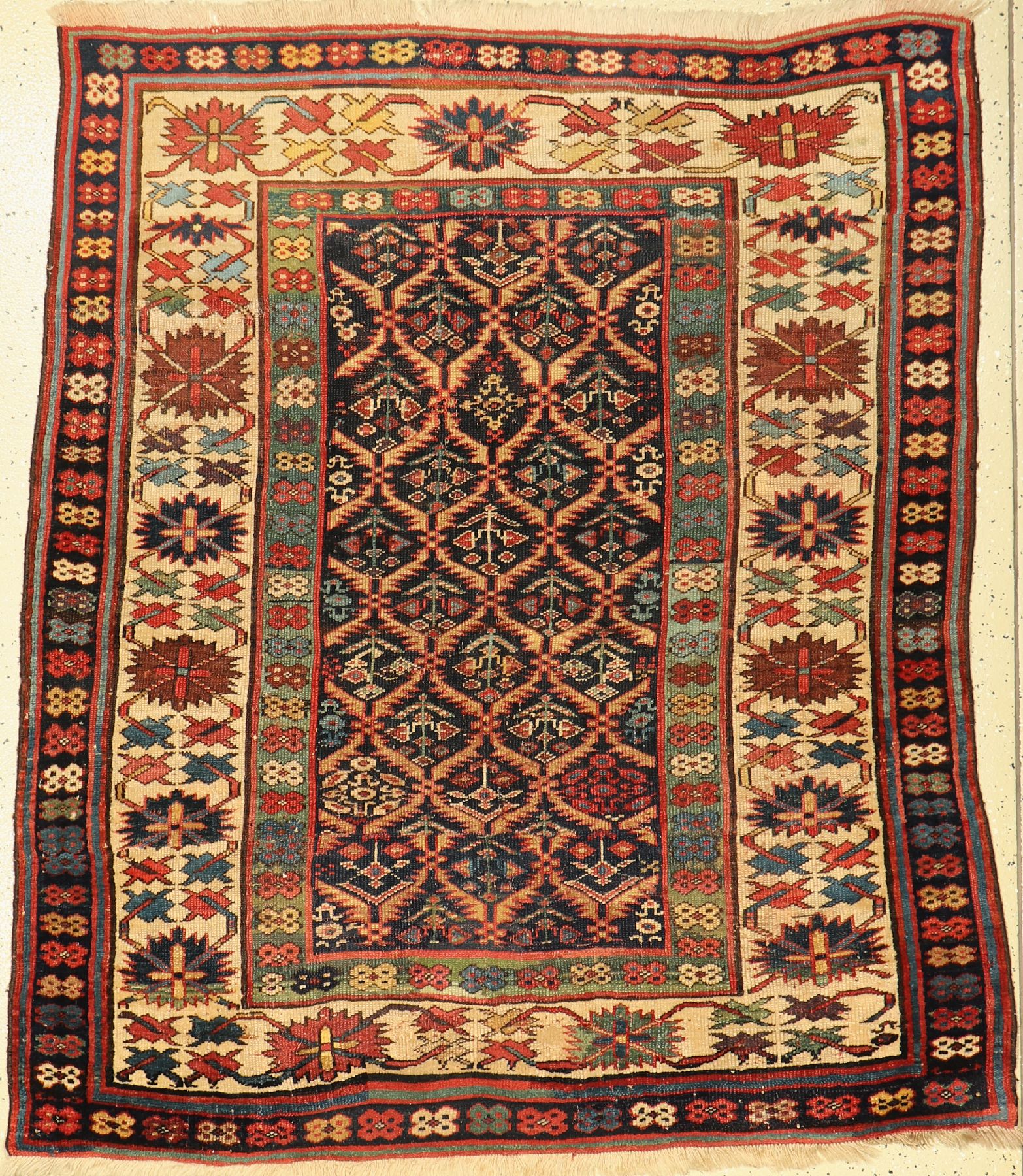 Saujbulagh fragment antik, Persien, 19.Jhd,Wolle auf Wolle, ca. 157 x 140 cm, (cut & shut)