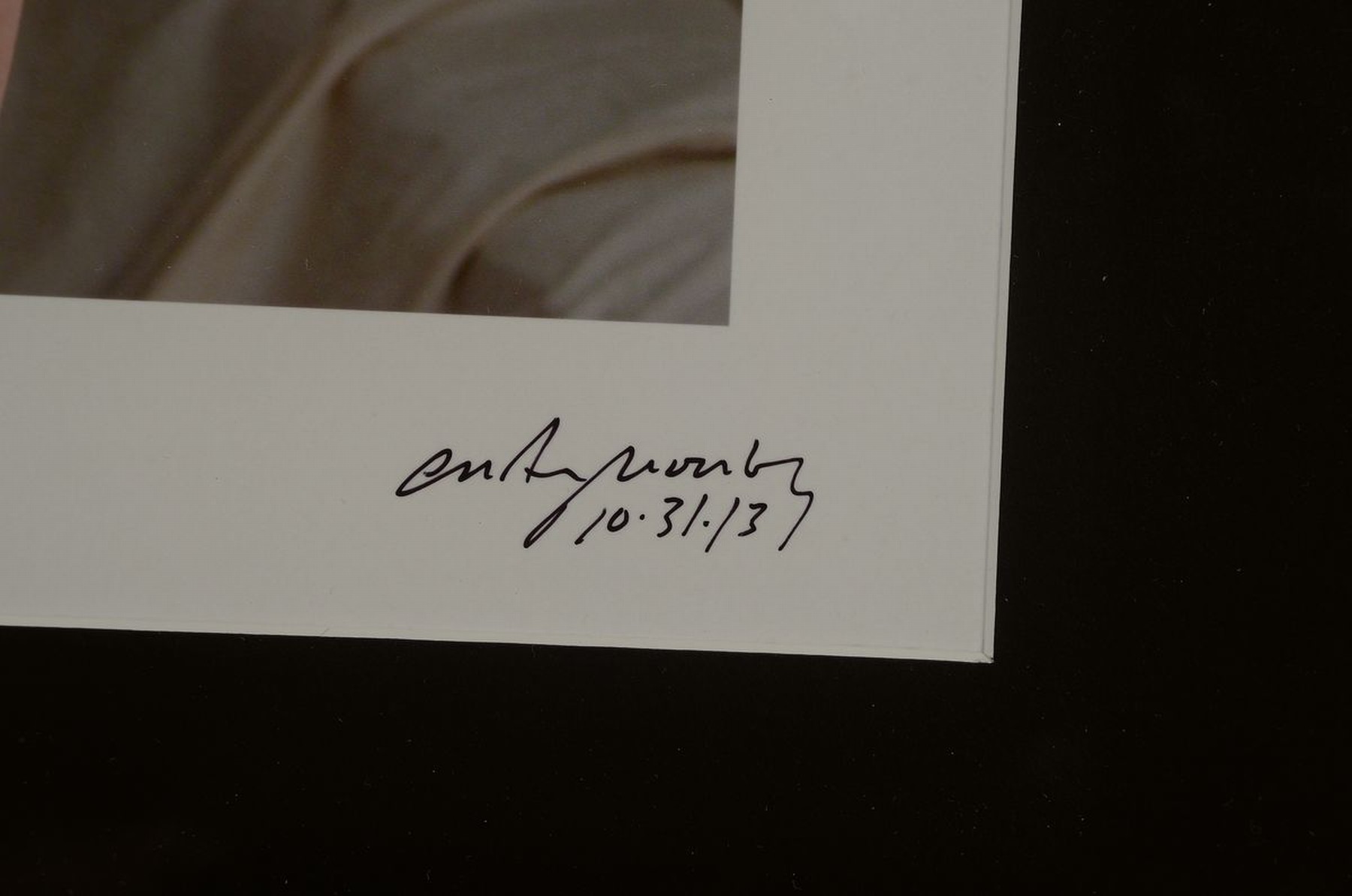 Detail a: Craig Morey, geb. 1952 Fort Wayne/USA, Aktfotografie, handsigniert,rückseitig mit Zertifikat, PP., unter Glas, Rahmen, ca. 56 x 46 cm, dat.
