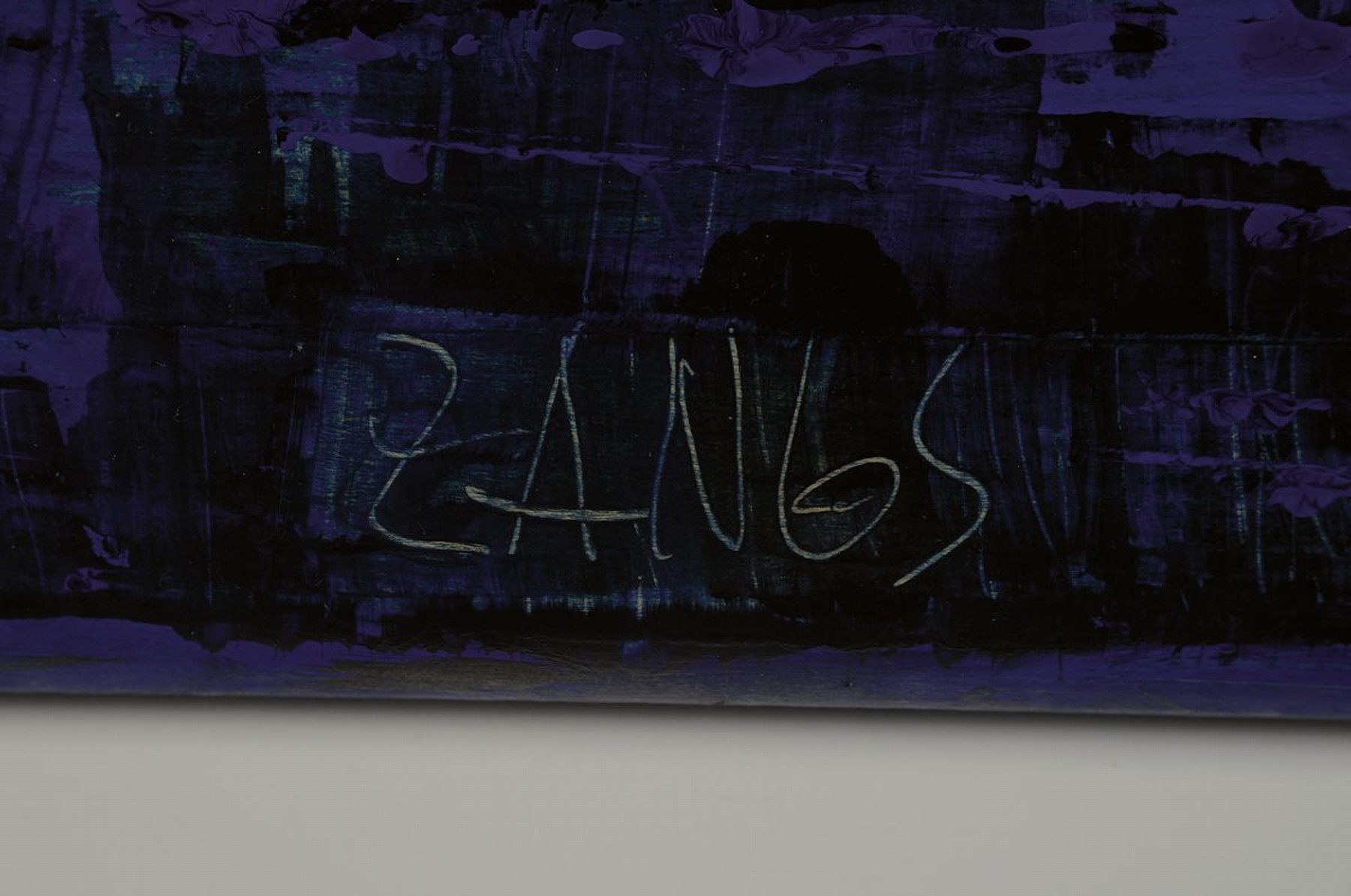 Detail a: Herbert Zangs, 1924 - 2003, Acryl auf schwerer Leimholzplatte, "Blau-Schwarze Reihung", unten links signiert ( in die nasse Farbe gekratzt) ...